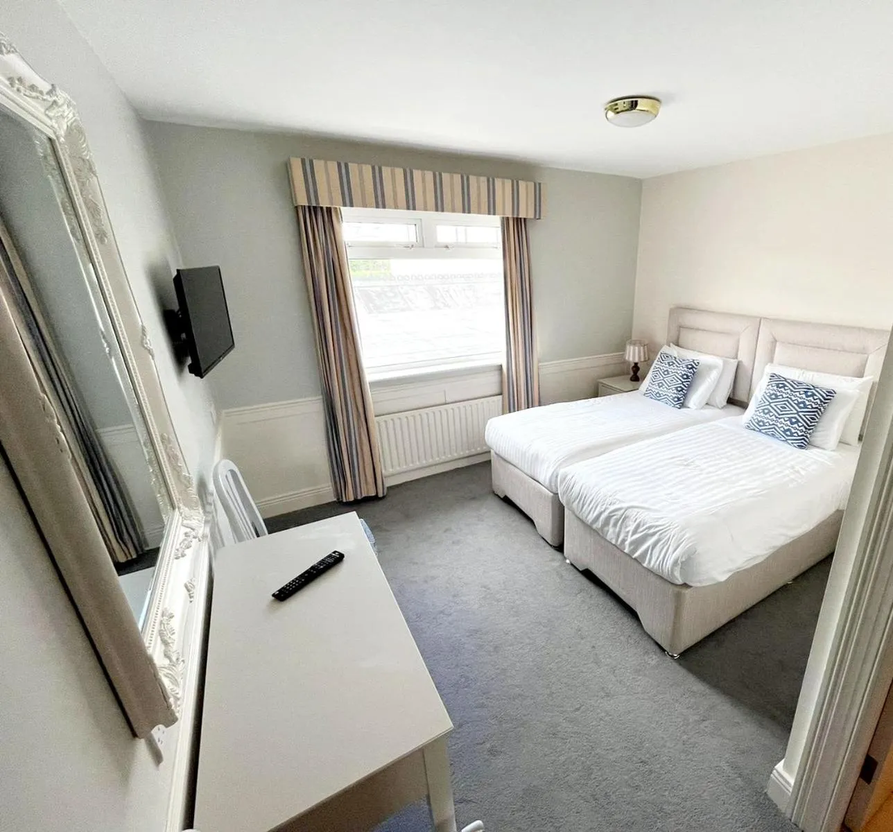 Bed in The Cliff House Hotel