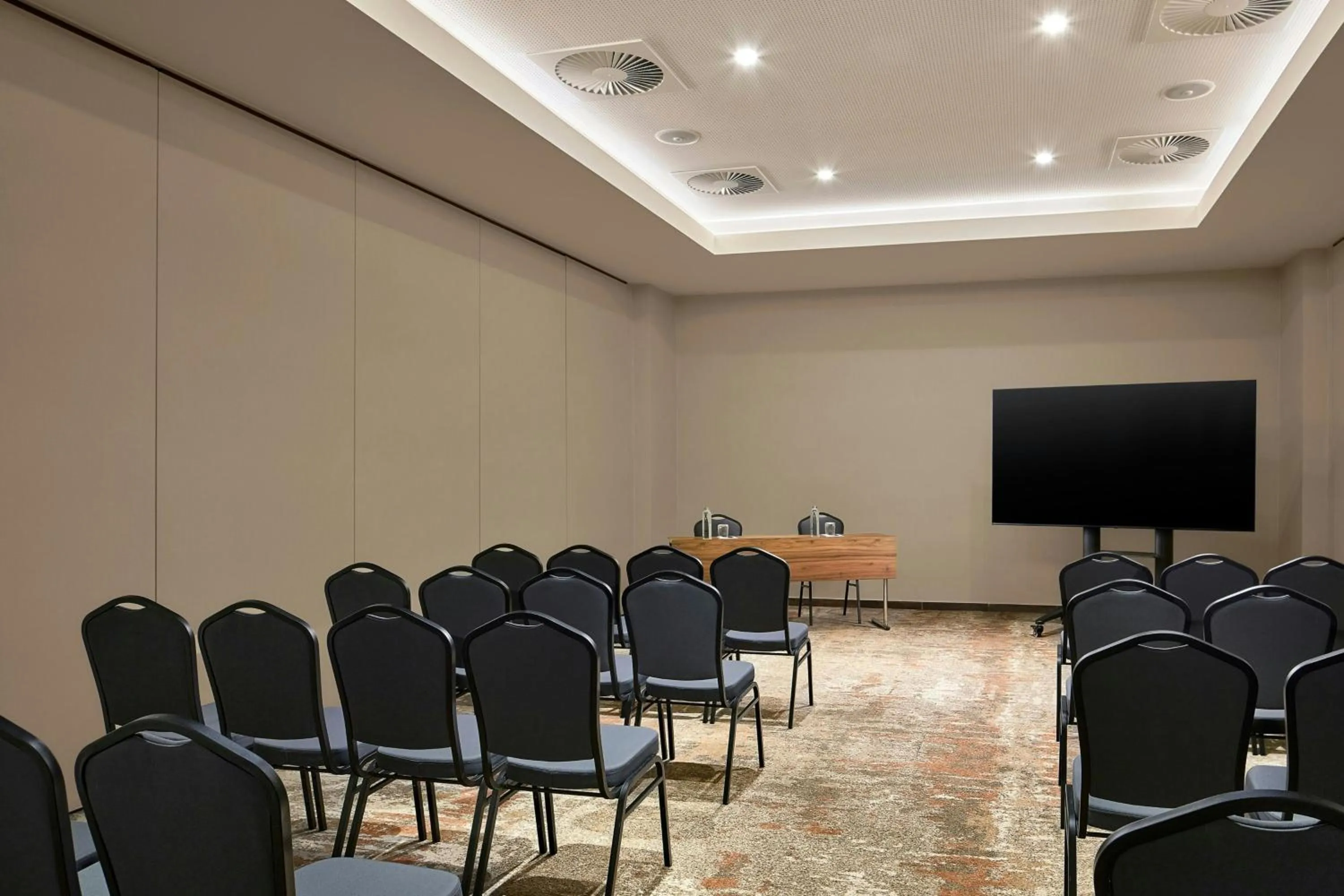 Meeting/conference room in Algarve Marriott Salgados Golf Resort & Spa