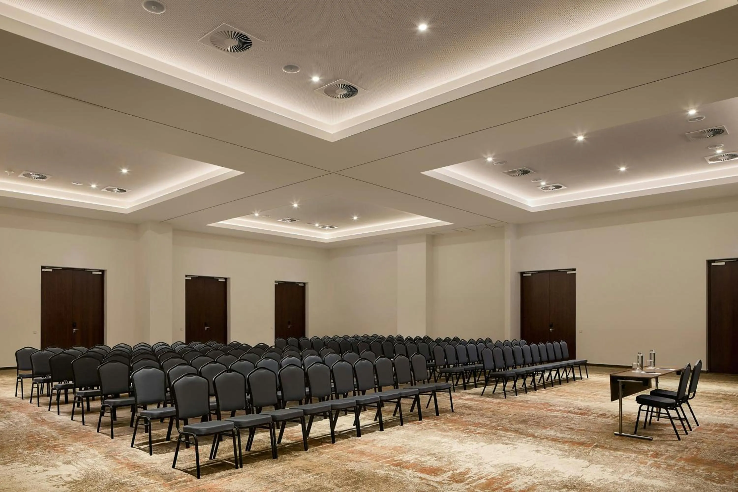 Meeting/conference room in Algarve Marriott Salgados Golf Resort & Spa