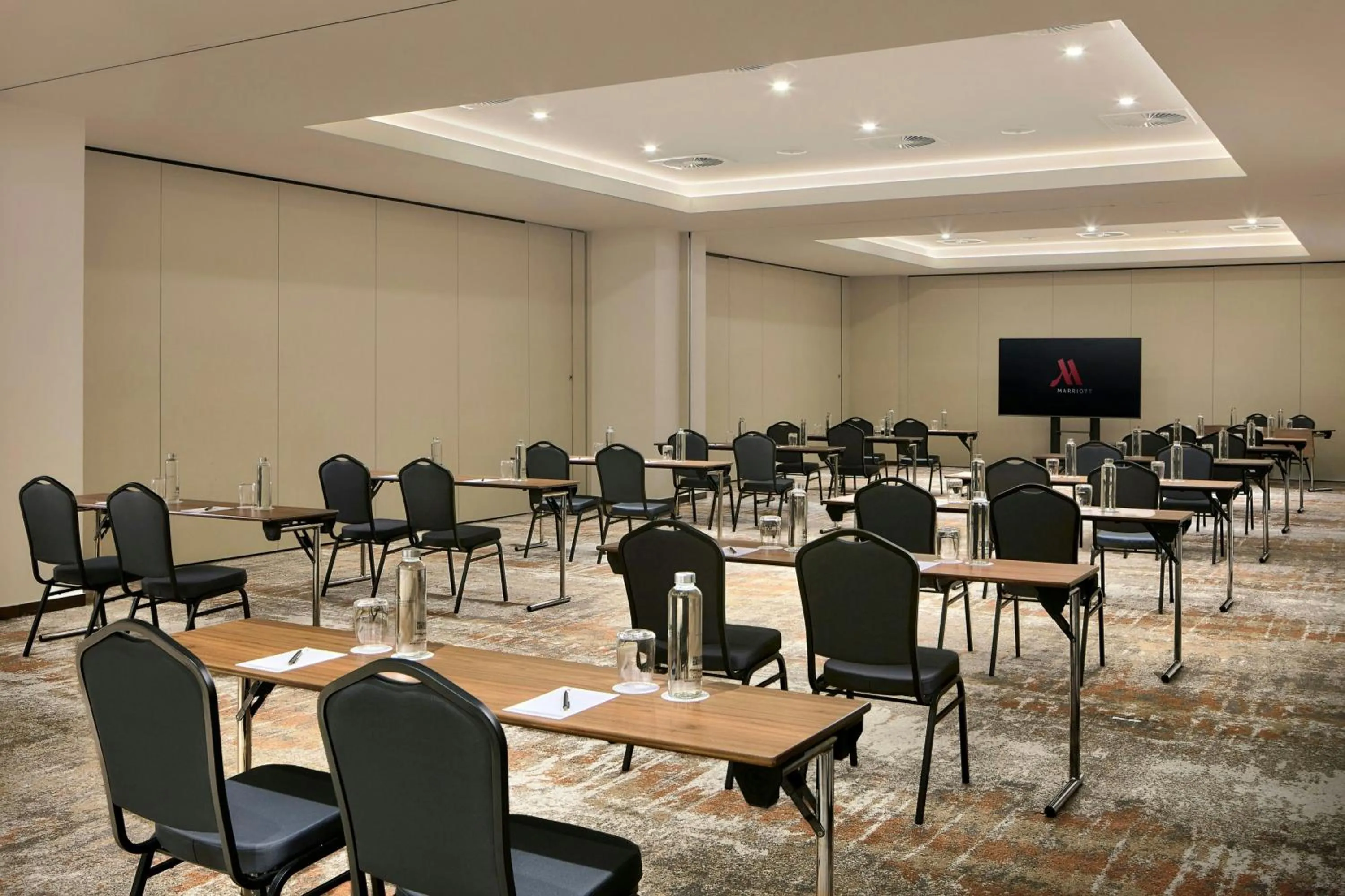 Meeting/conference room in Algarve Marriott Salgados Golf Resort & Spa