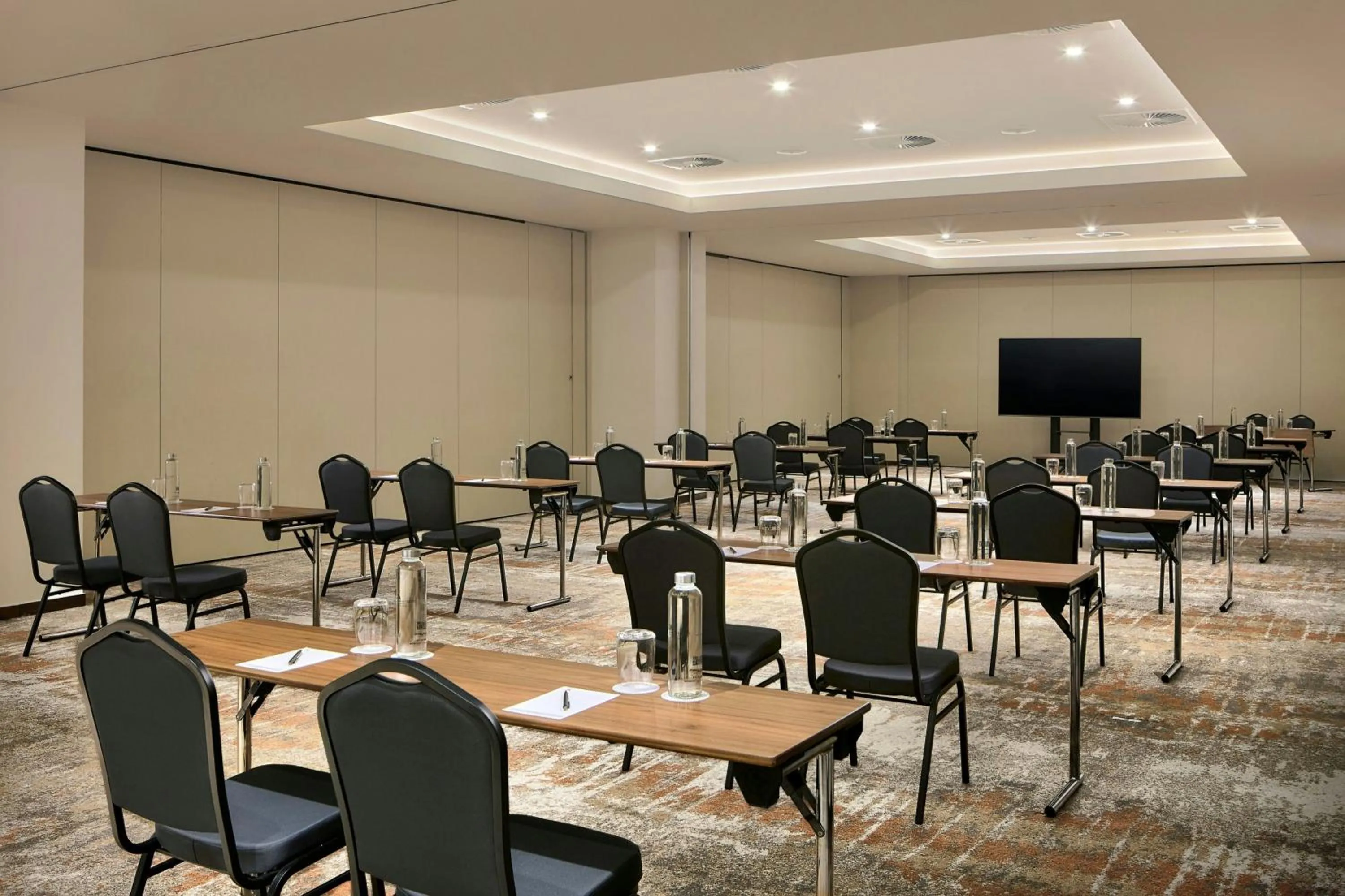 Meeting/conference room in Algarve Marriott Salgados Golf Resort & Spa