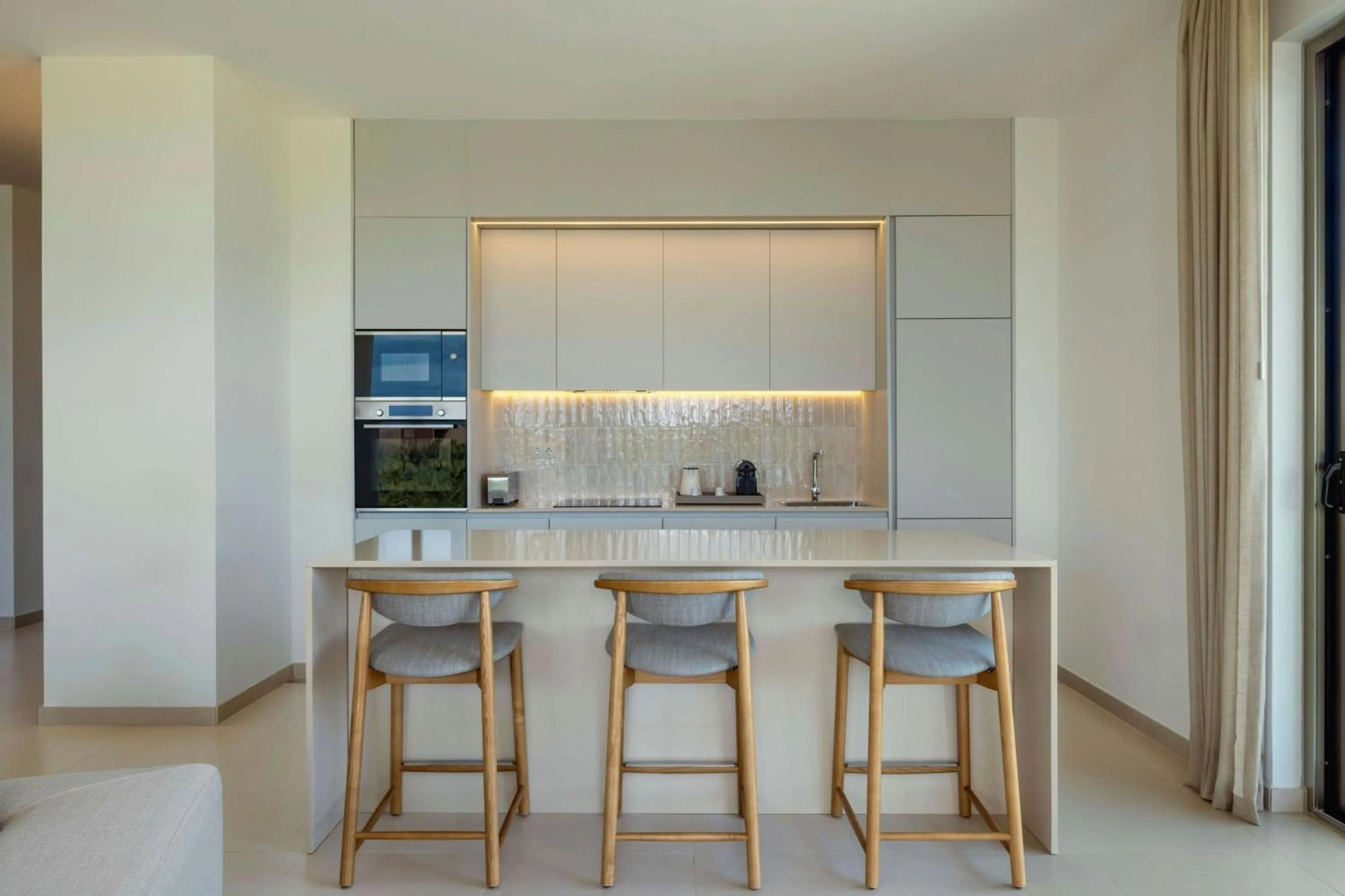 Lounge or bar in The Westin Salgados Beach Resort, Algarve