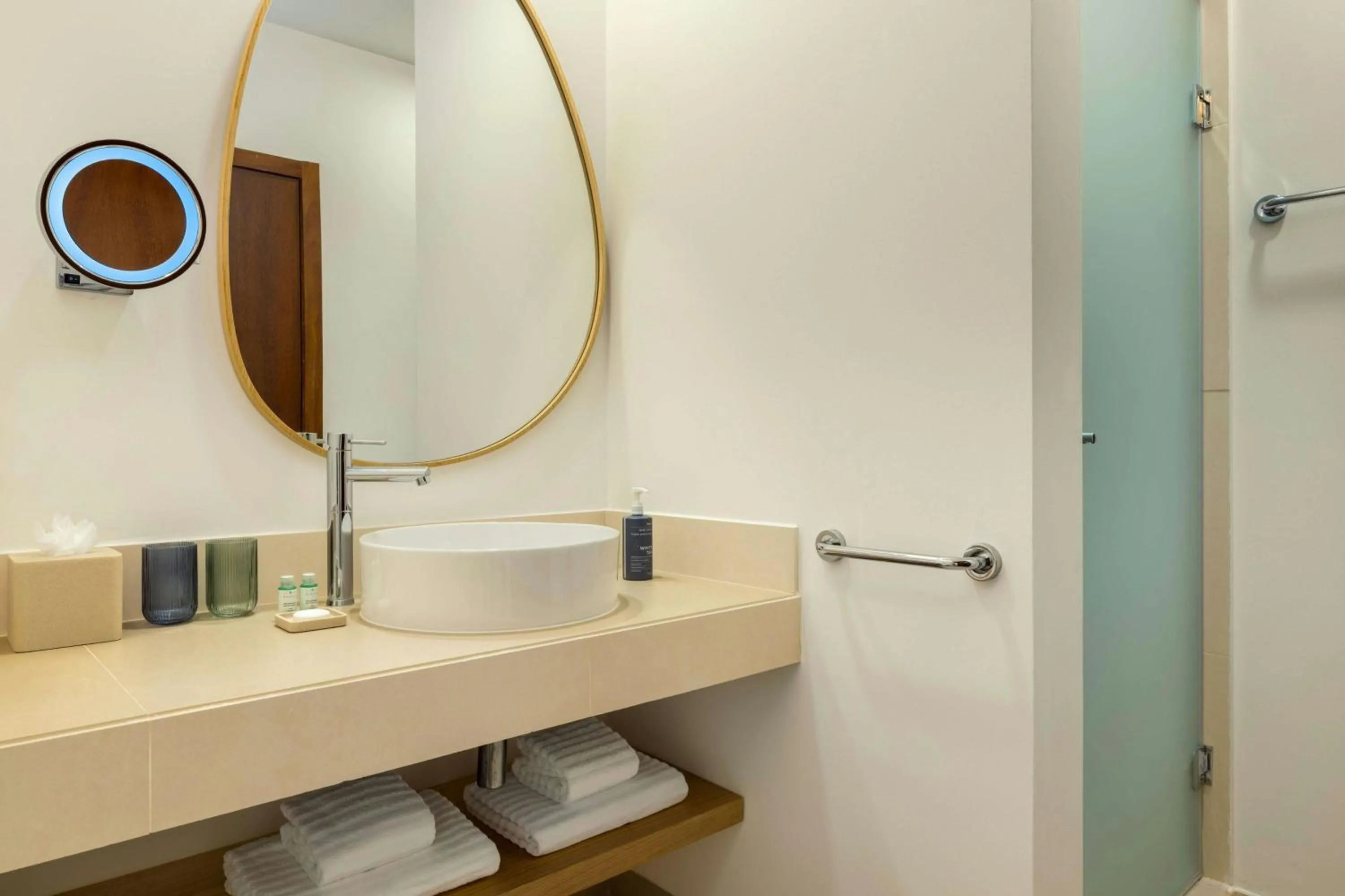 Bathroom in The Westin Salgados Beach Resort, Algarve
