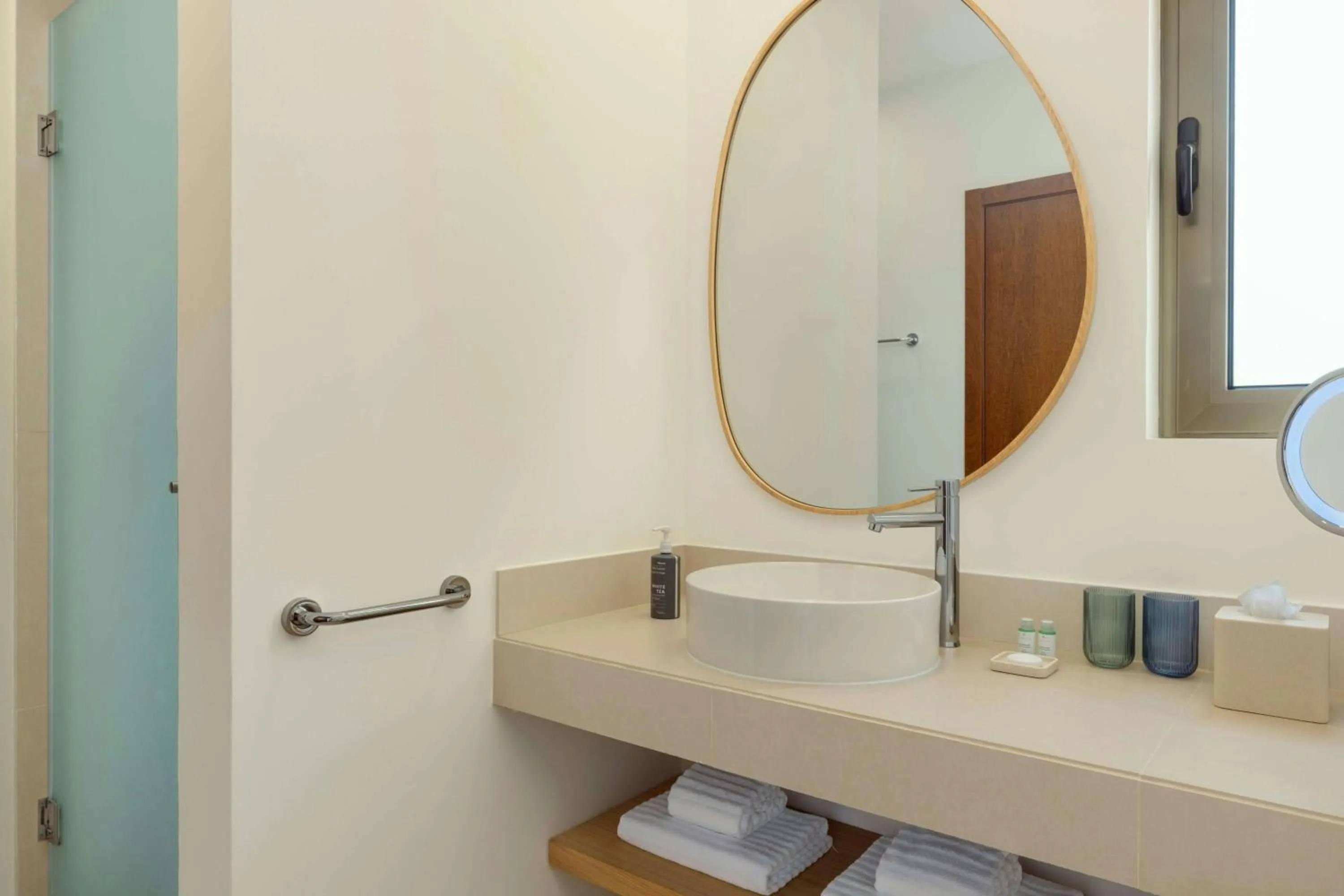 Bathroom in The Westin Salgados Beach Resort, Algarve