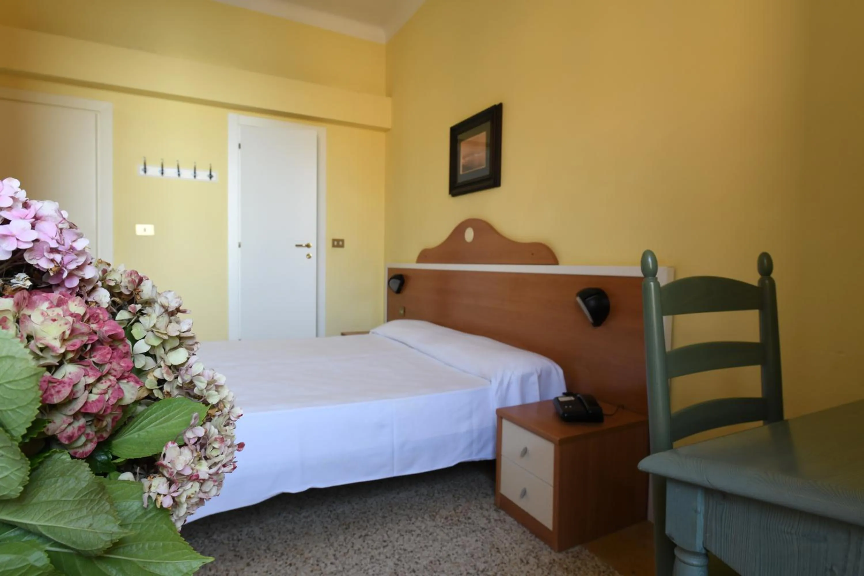 Bed in Hotel Villa Maria & Apartment