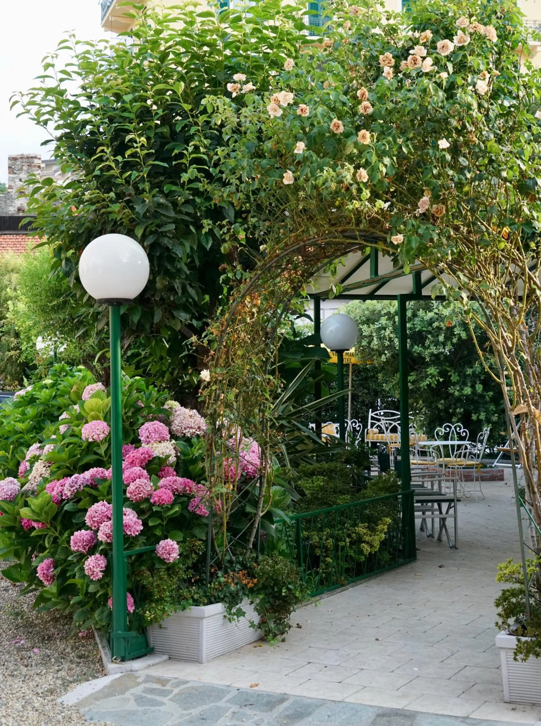 Garden in Hotel Villa Maria & Apartment