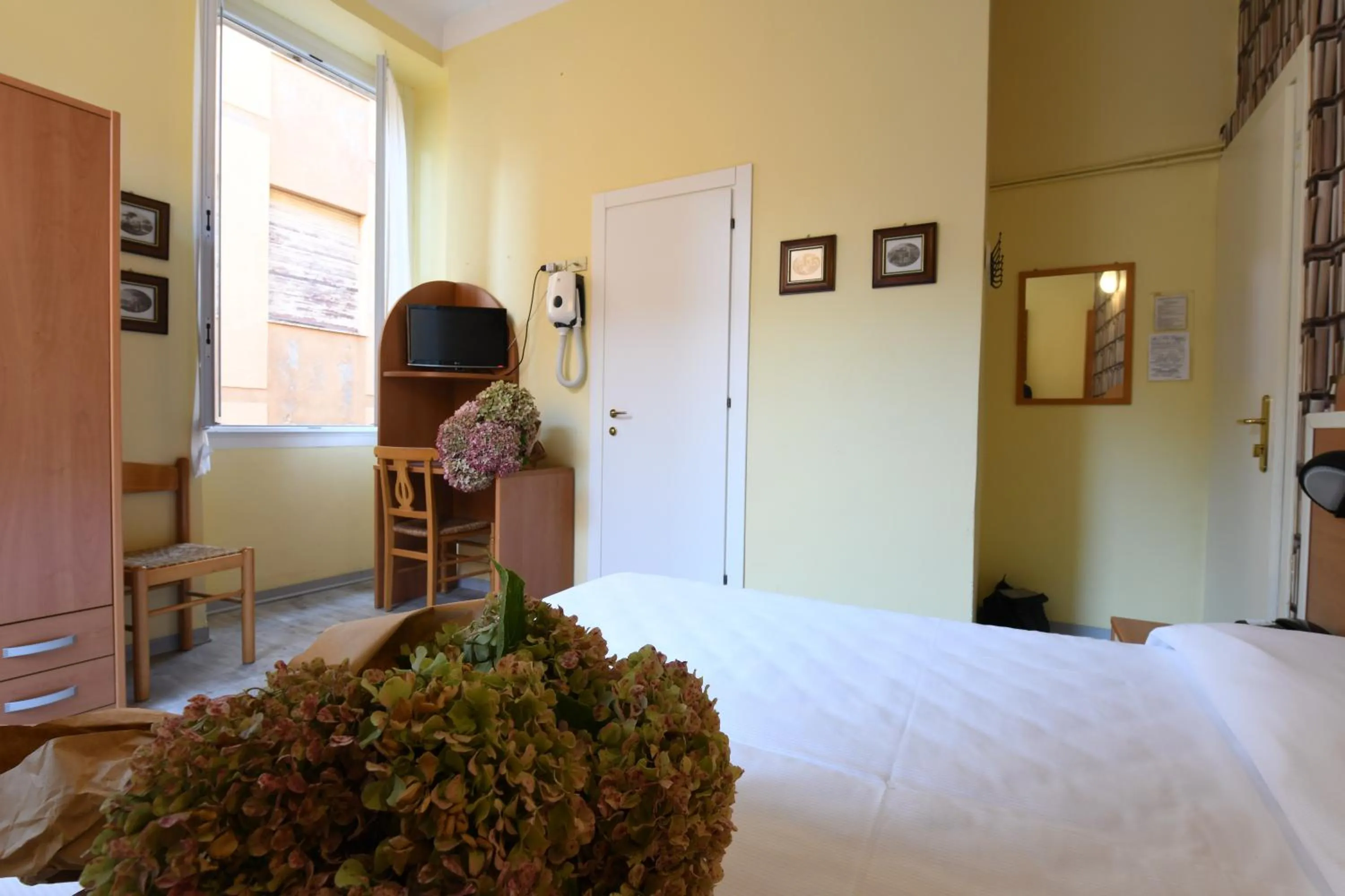 Bed in Hotel Villa Maria & Apartment