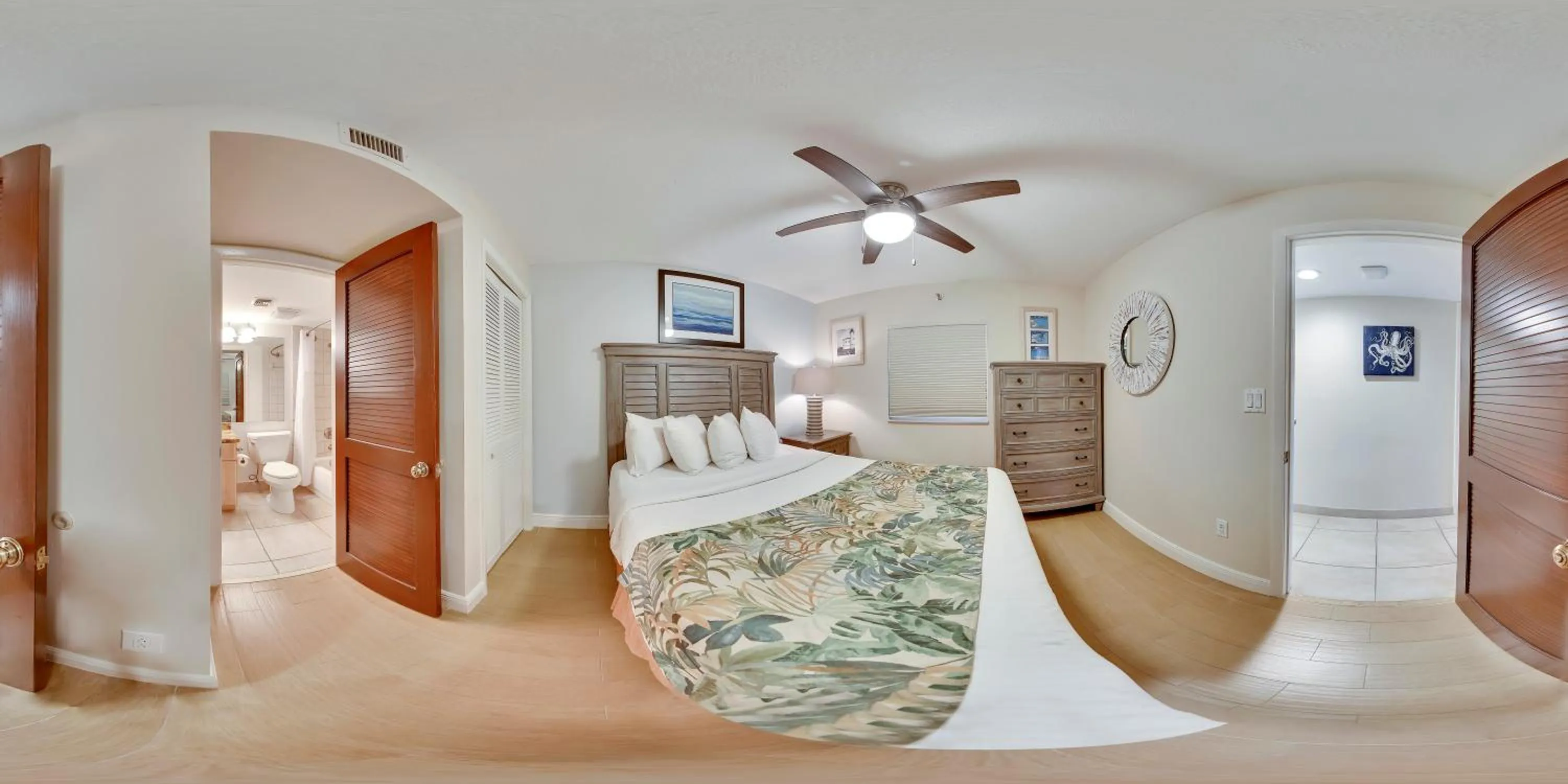 Bedroom in Ocean Pointe Suites at Key Largo