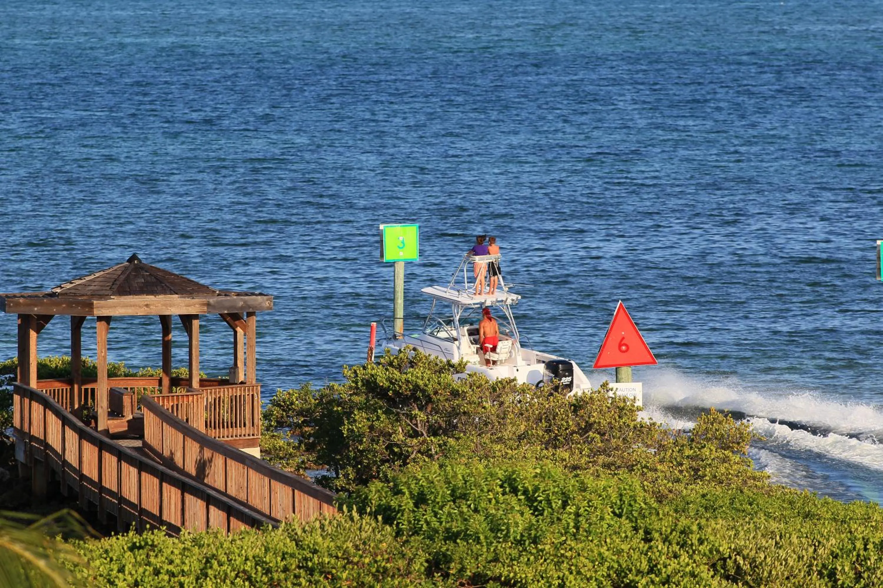 Natural landscape in Ocean Pointe Suites at Key Largo