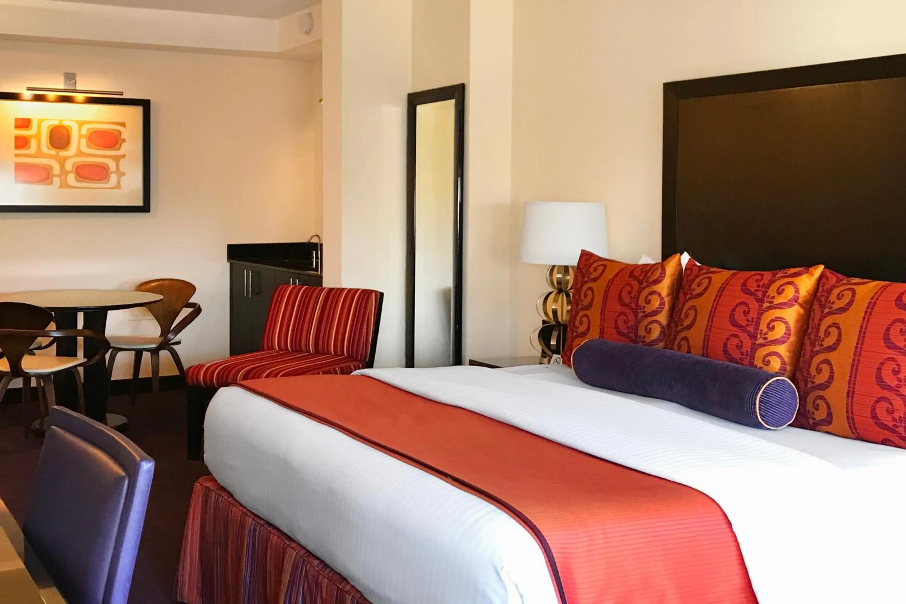 Bedroom, Bed in Washington Plaza Hotel