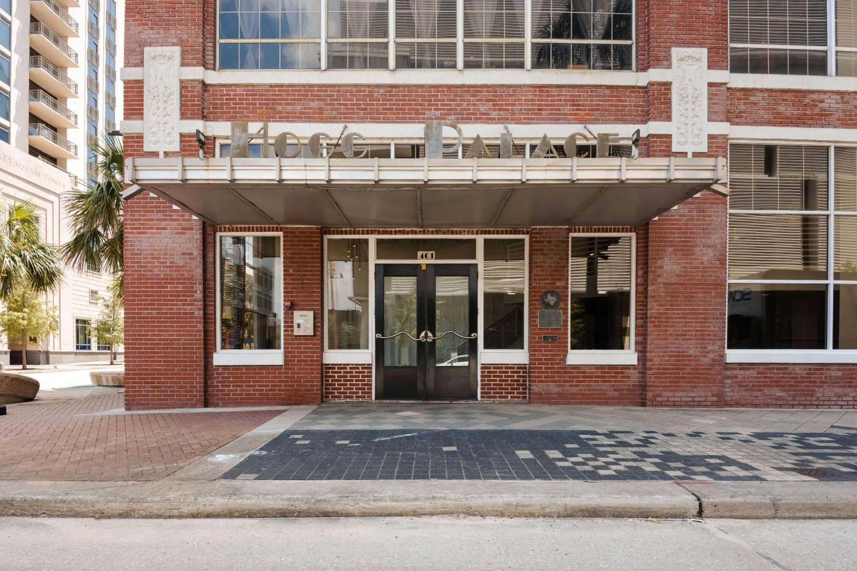 Property building in Sonder The Hogg Palace