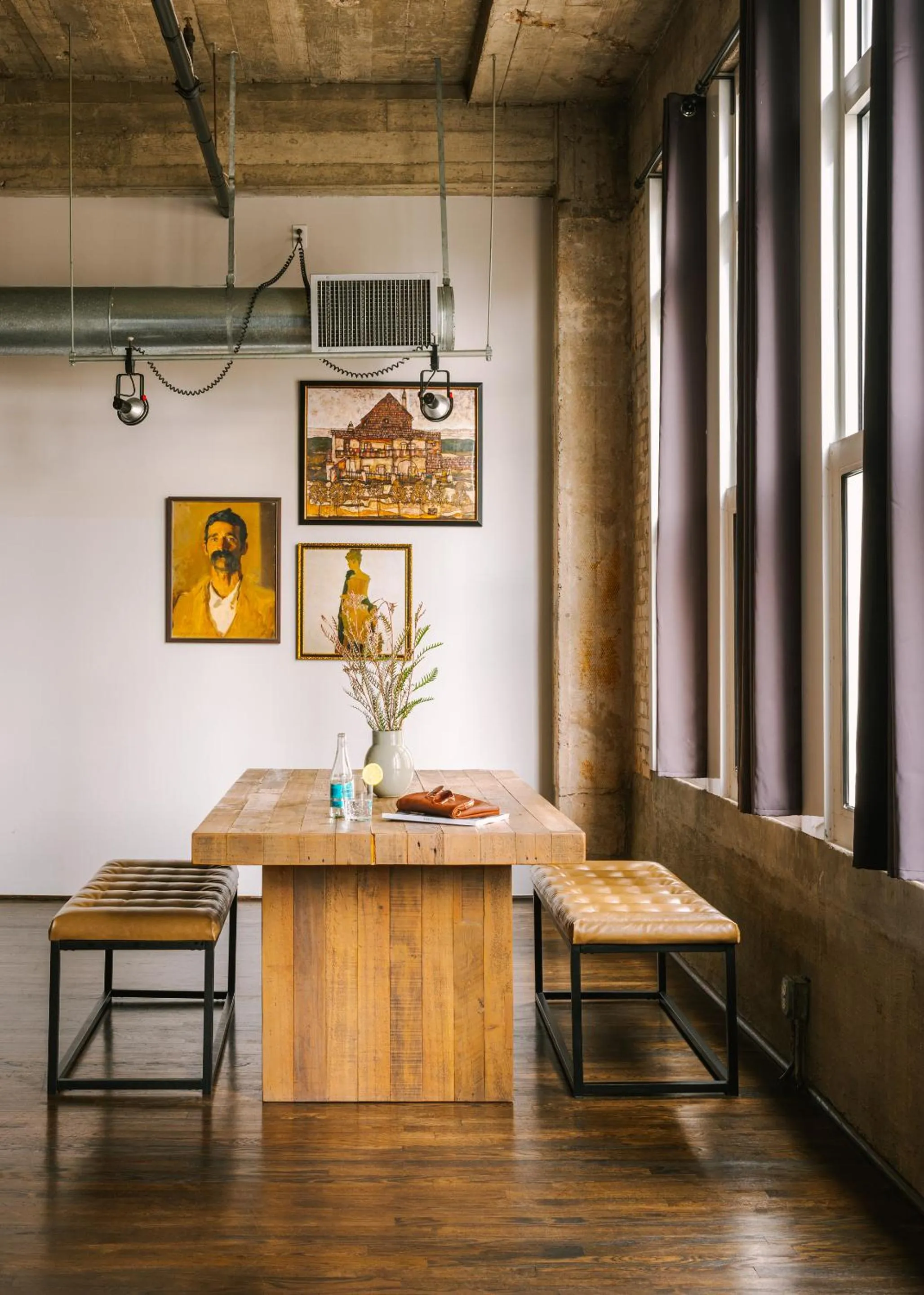 Living room in Sonder The Hogg Palace