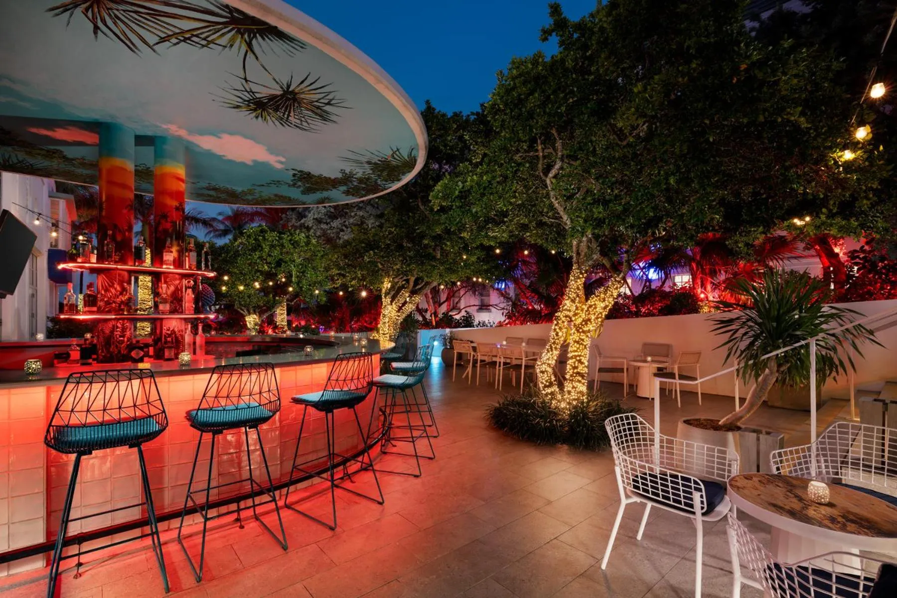 Lounge or bar in Park Central South Beach