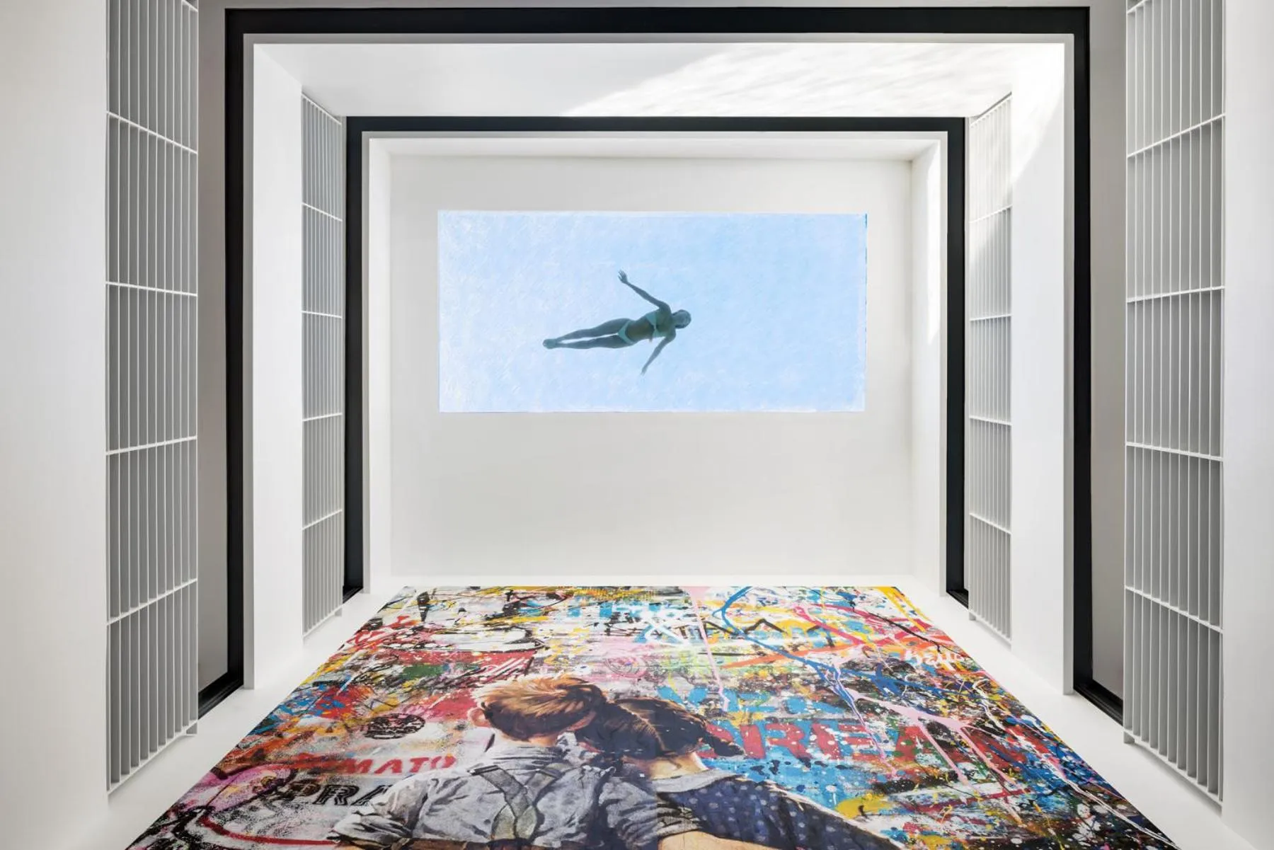 Pool view, Bed in Park Central South Beach