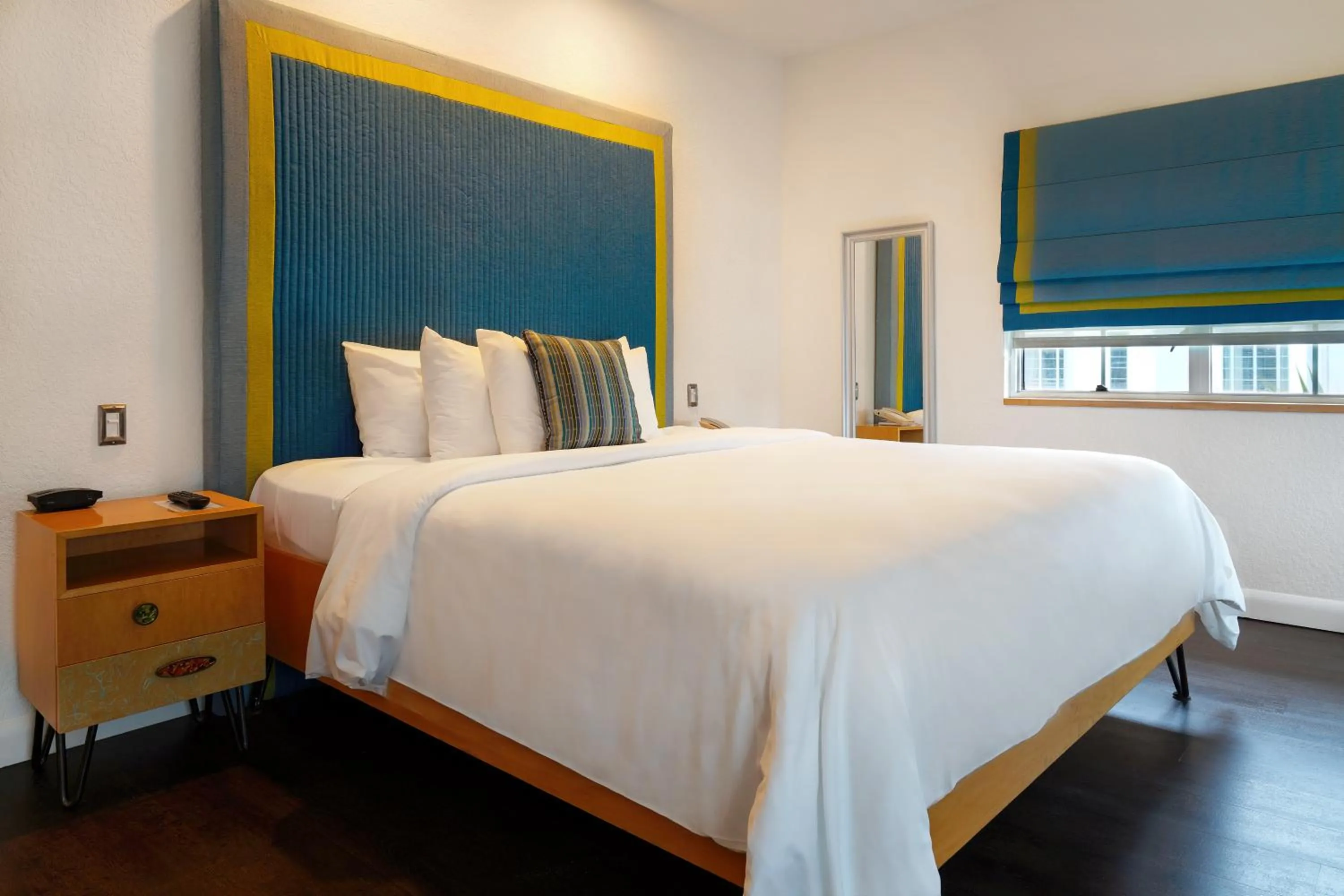 Bedroom, Bed in The Tony Hotel South Beach