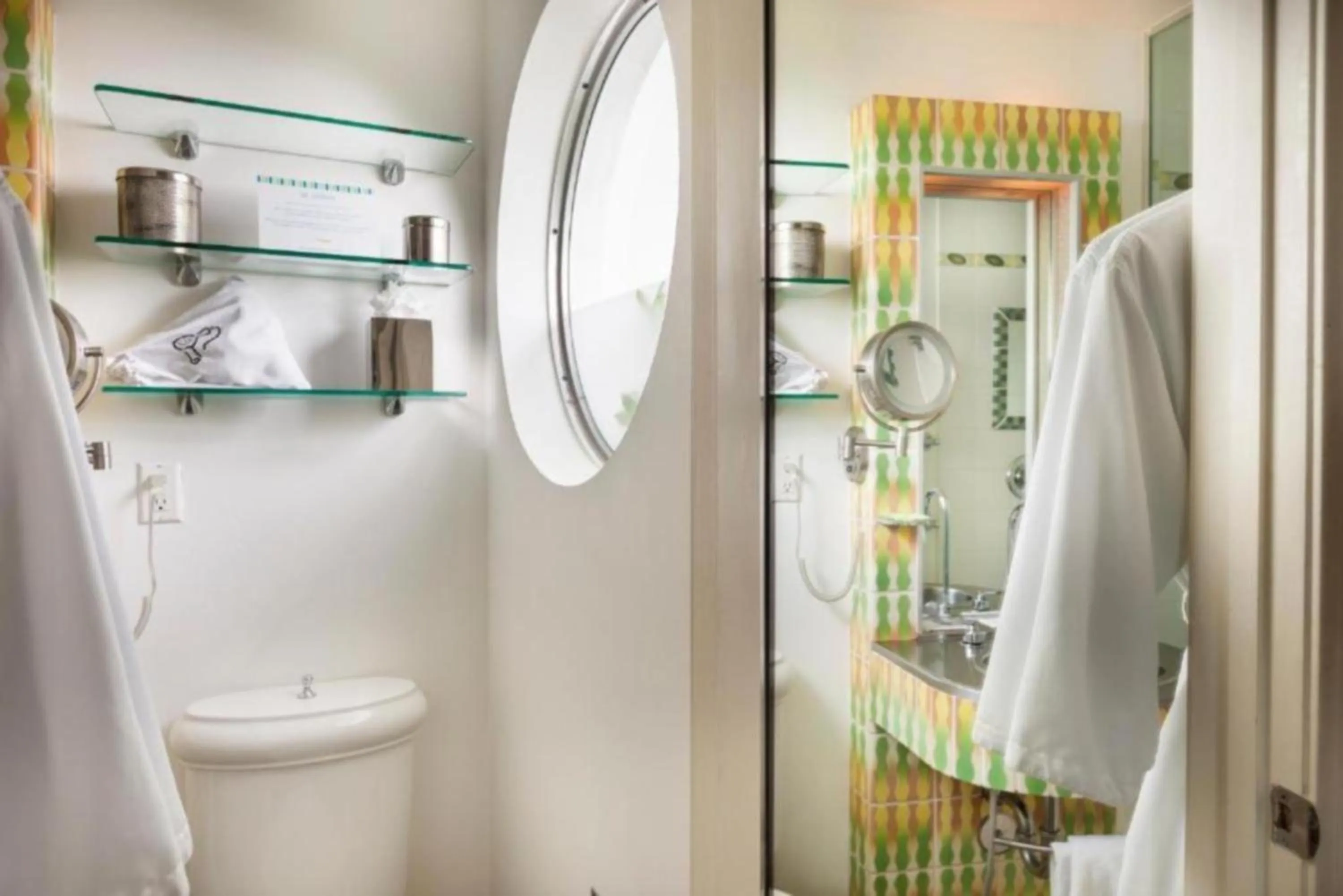 Bathroom in The Tony Hotel South Beach