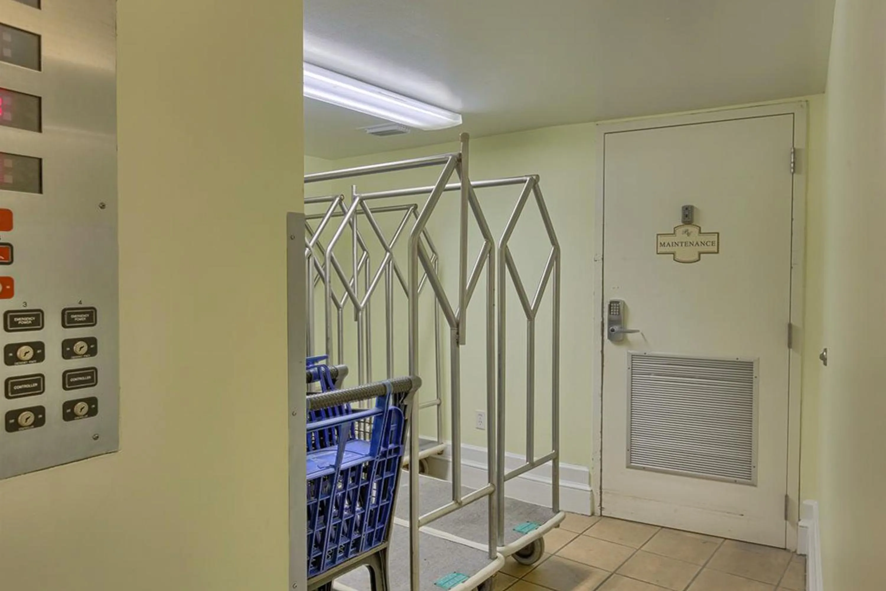 The Beach Club Catalina 306