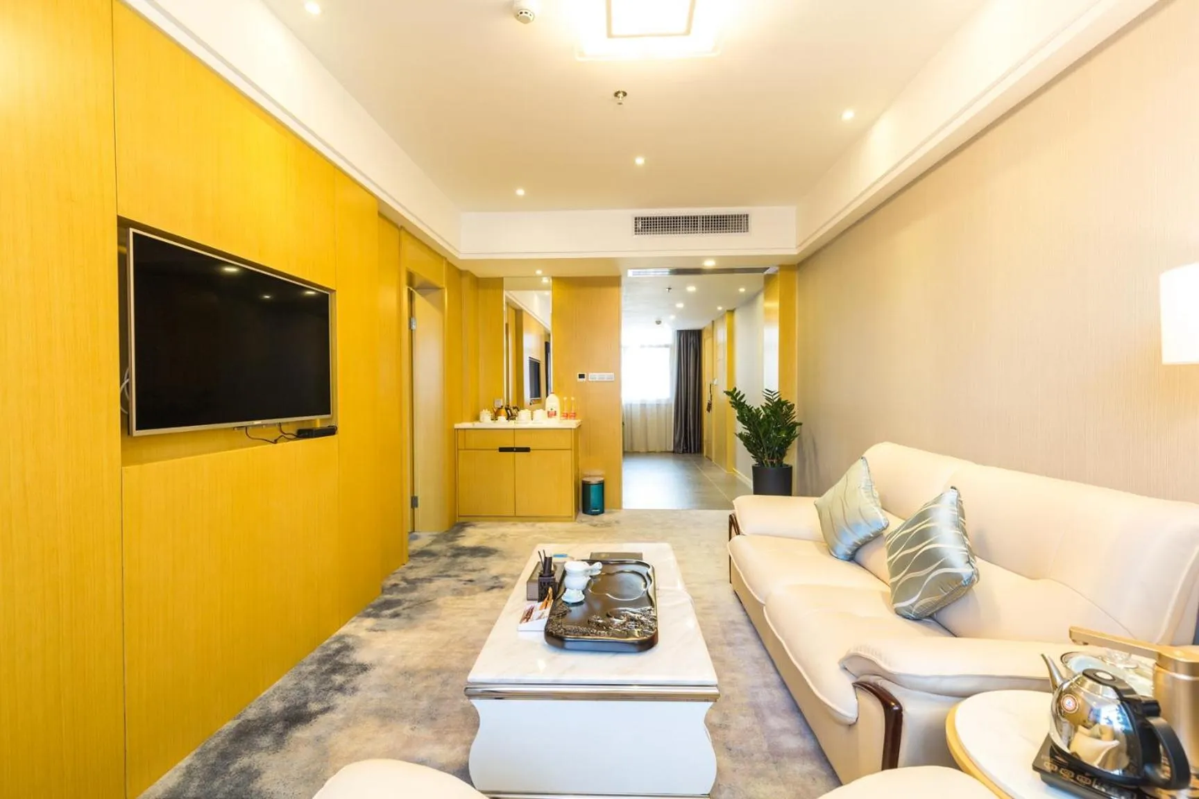 Living room in Guangzhou Seaman Hotel