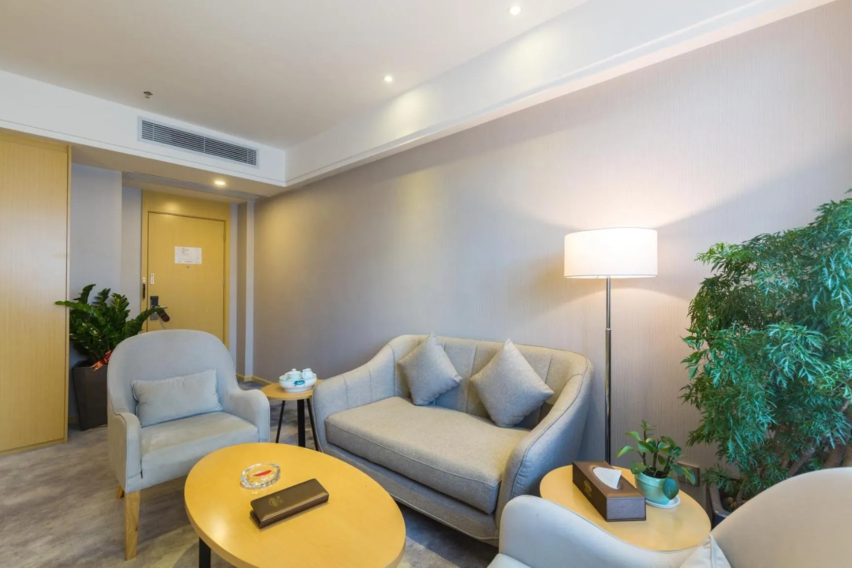 Living room in Guangzhou Seaman Hotel