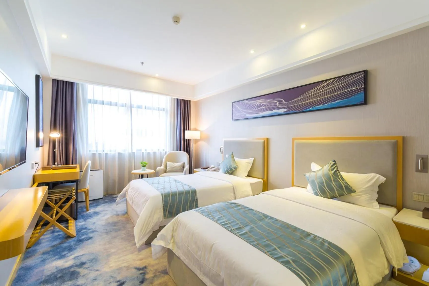 Bedroom, Bed in Guangzhou Seaman Hotel