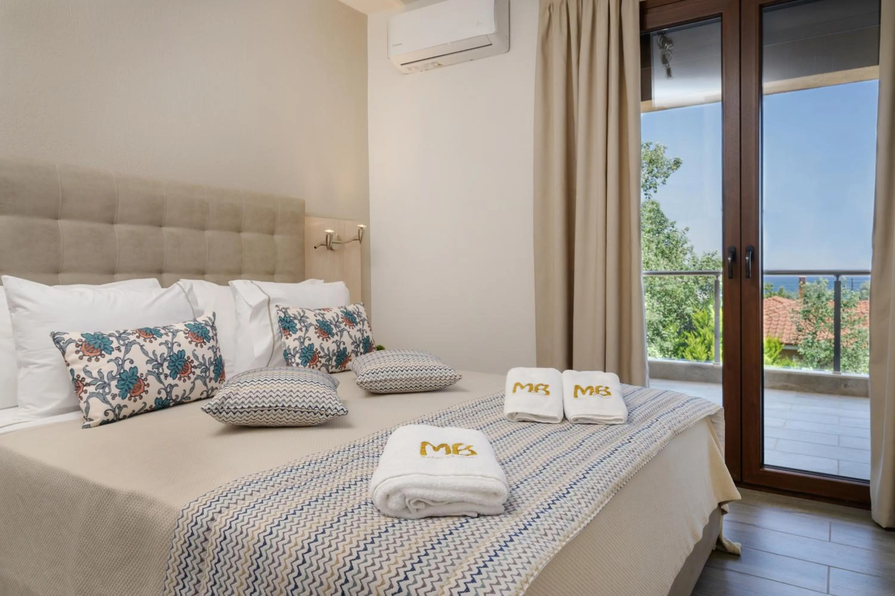 Bed in M&B boutique apartments