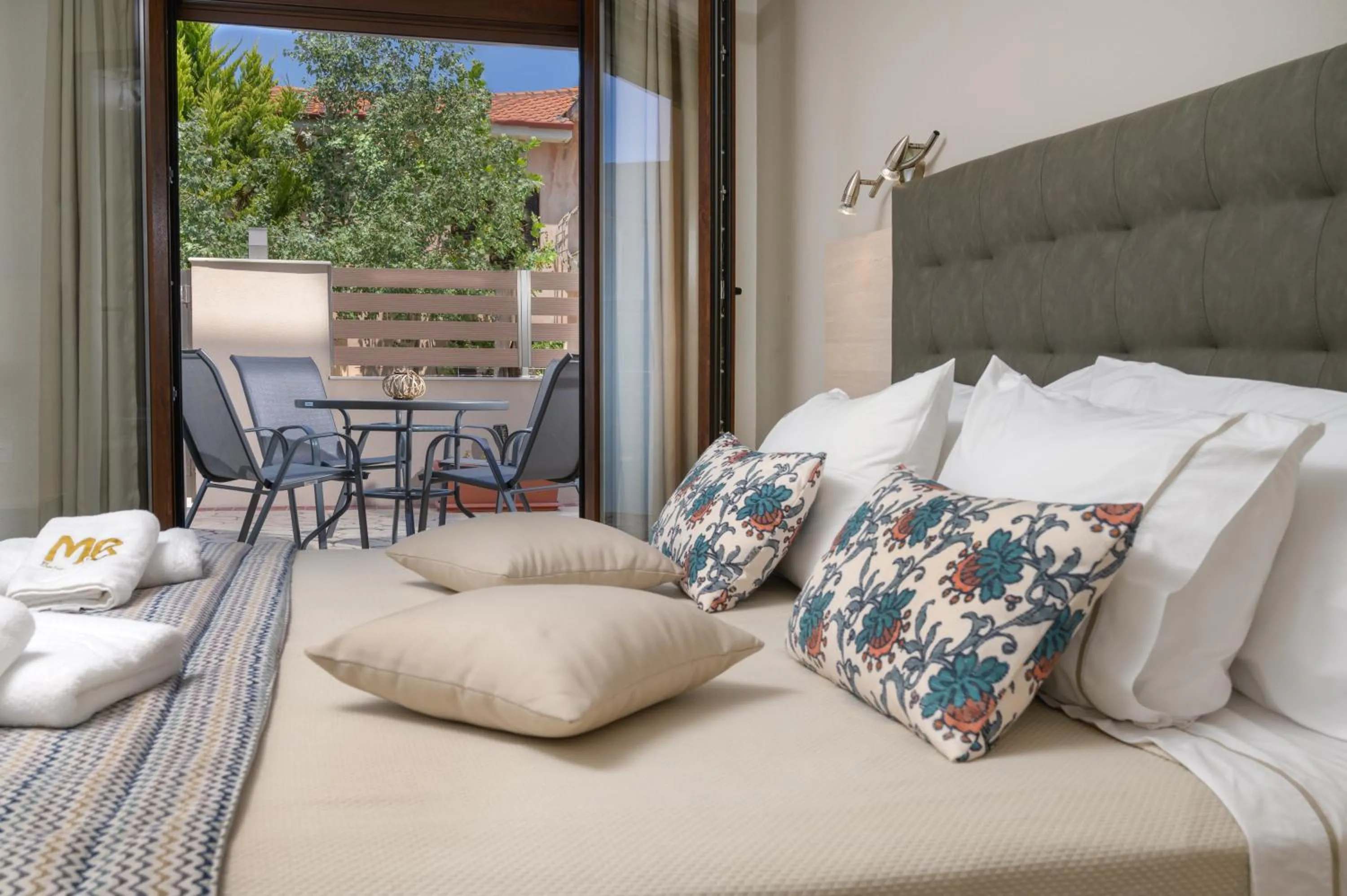 Photo of the whole room, Bed in M&B boutique apartments