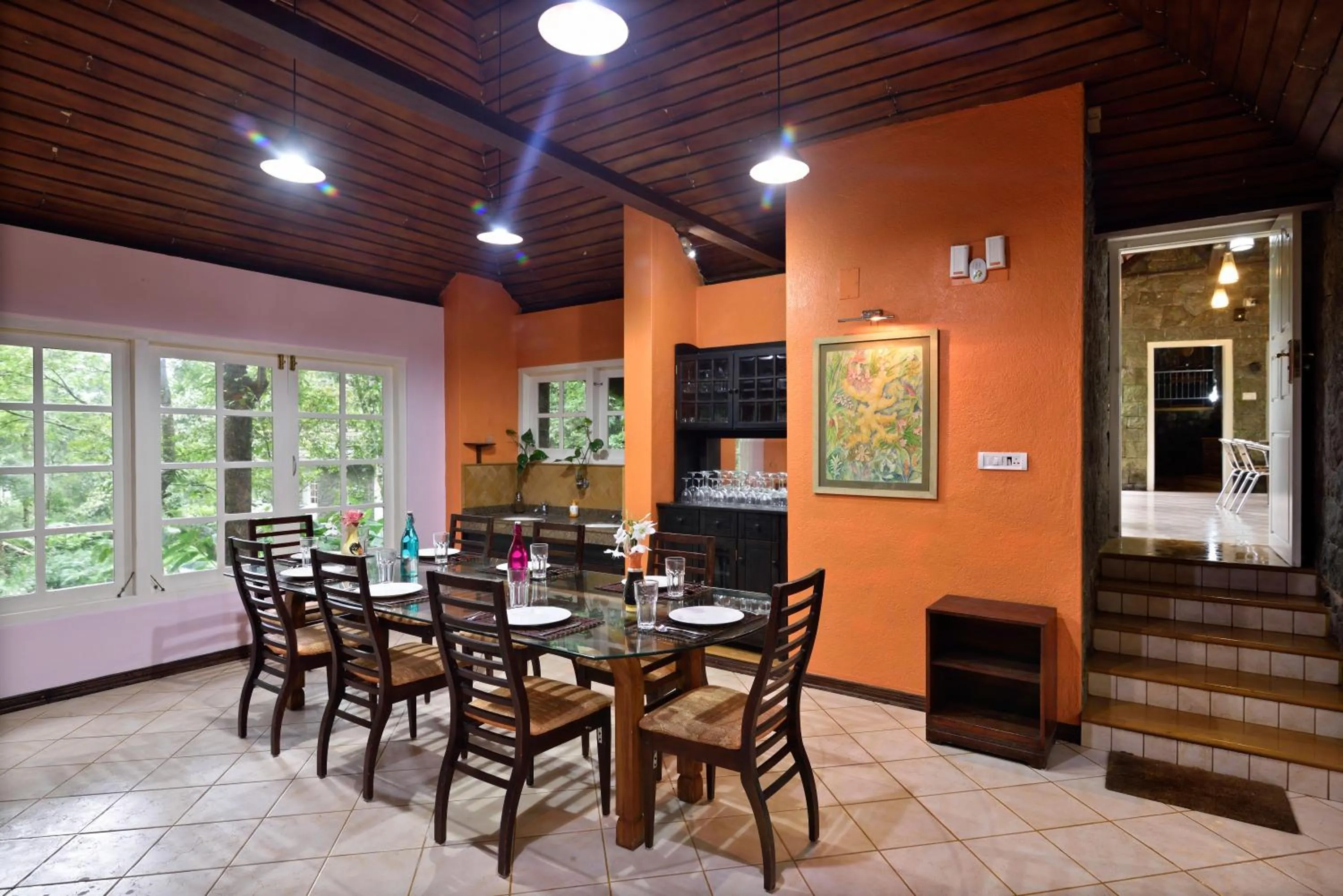 Restaurant/places to eat in Mystic Mayapott, Thekkady