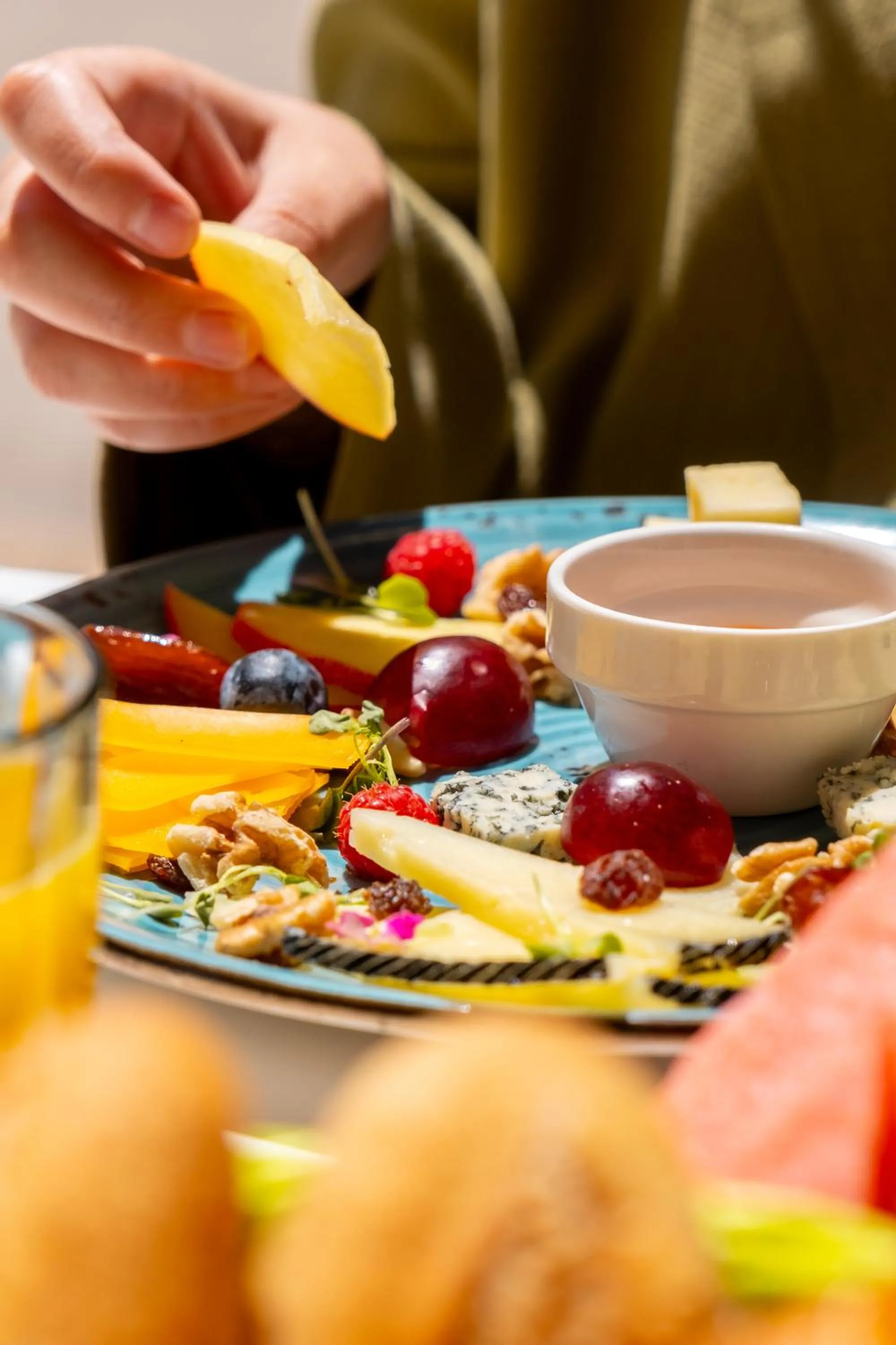 Buffet breakfast in Onmood Cala Ratjada - Bed & Brunch