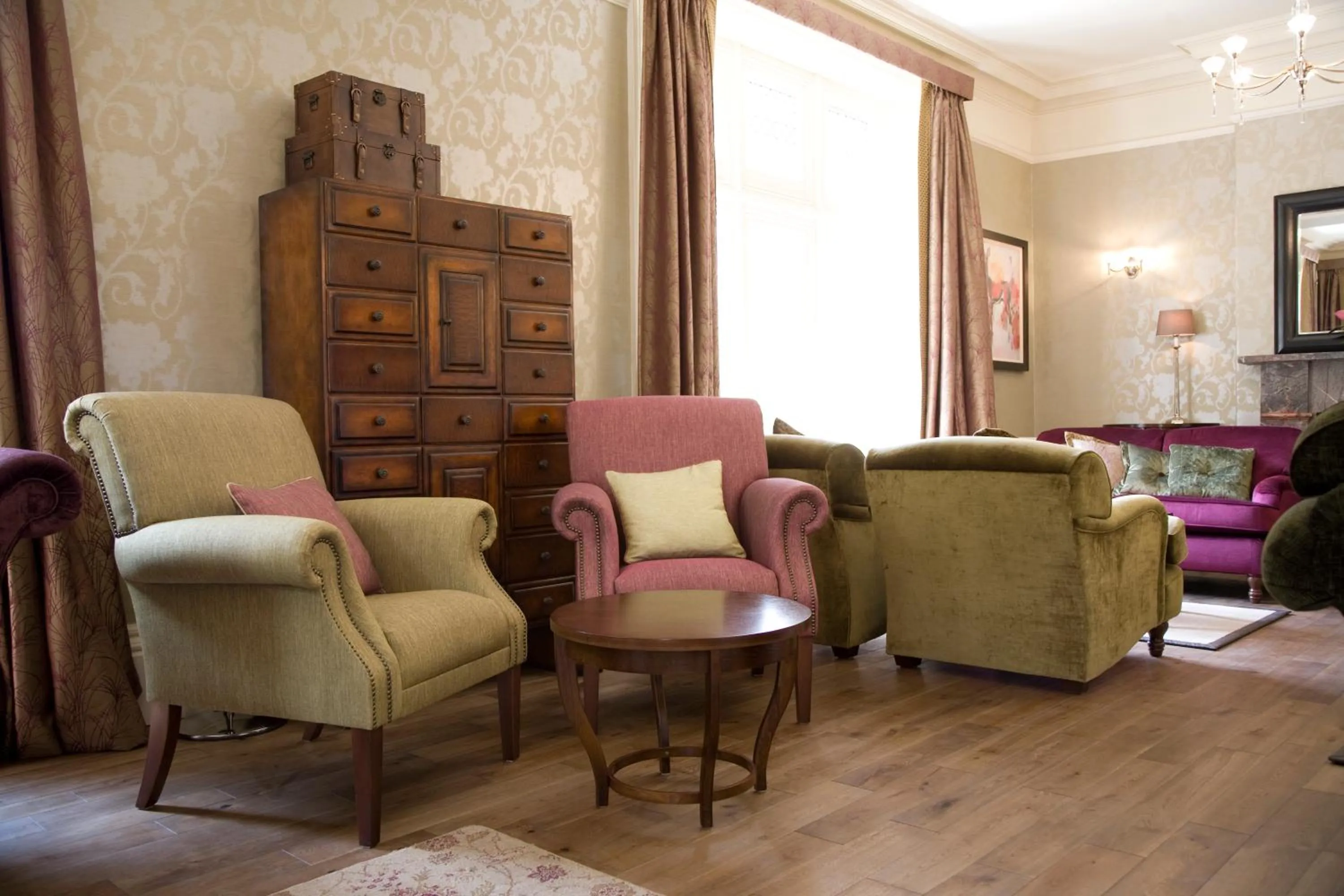 Lounge or bar in Kentisbury Grange