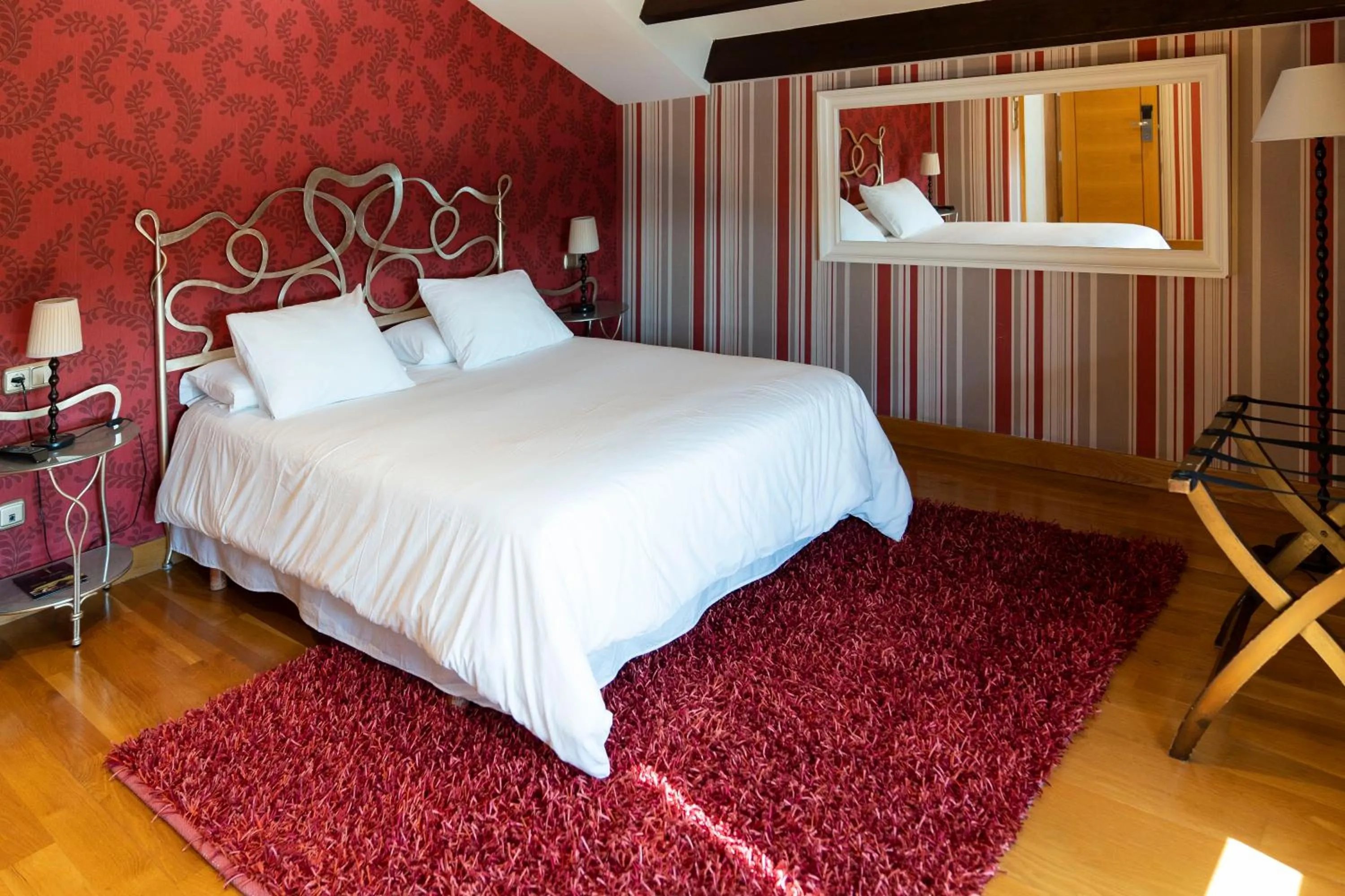 Bedroom, Bed in A Esmorga-Posada del Mar