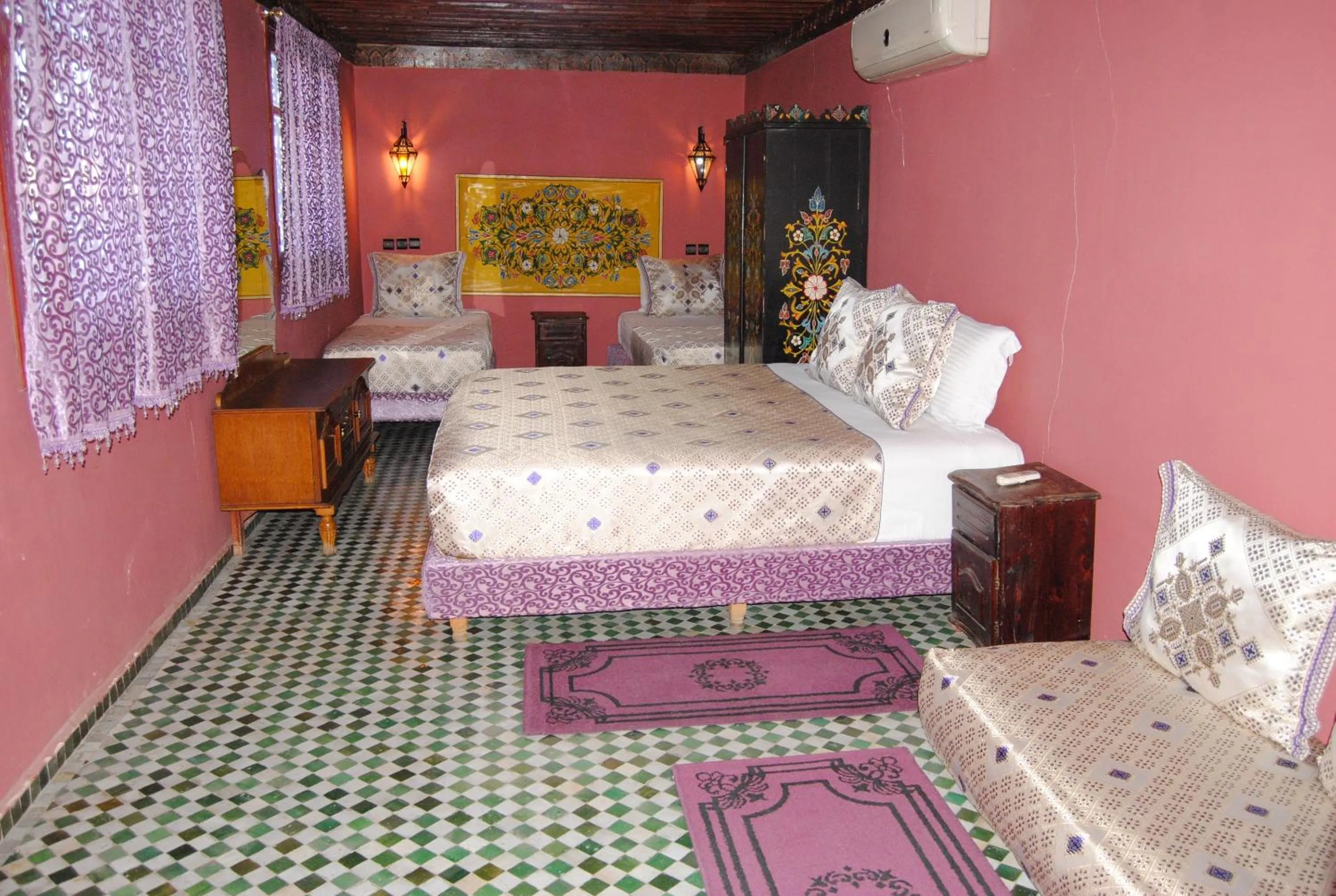 Bed in Riad El Bacha
