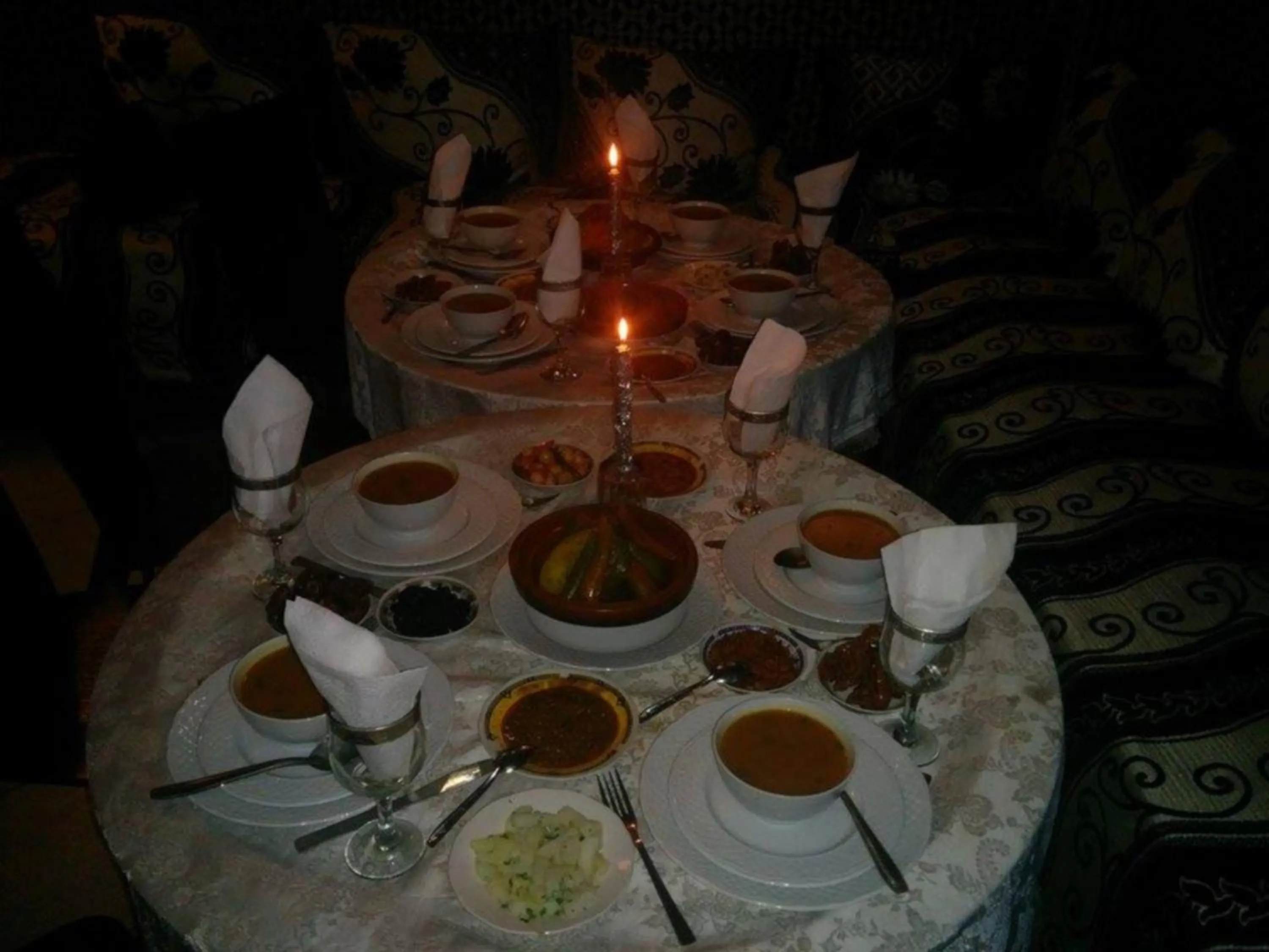 Restaurant/places to eat in Riad El Bacha