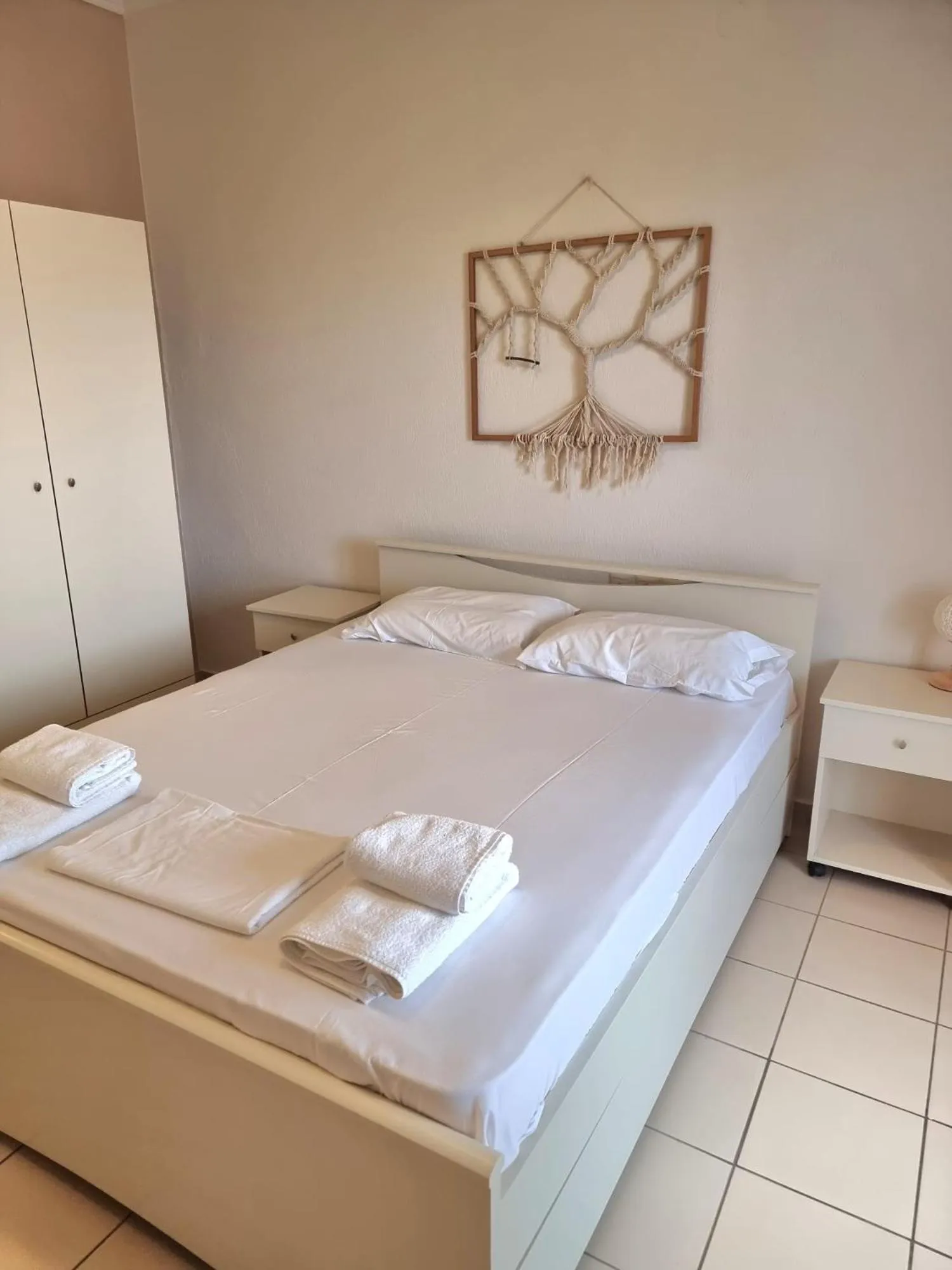 Bed in Hotel Nautilos