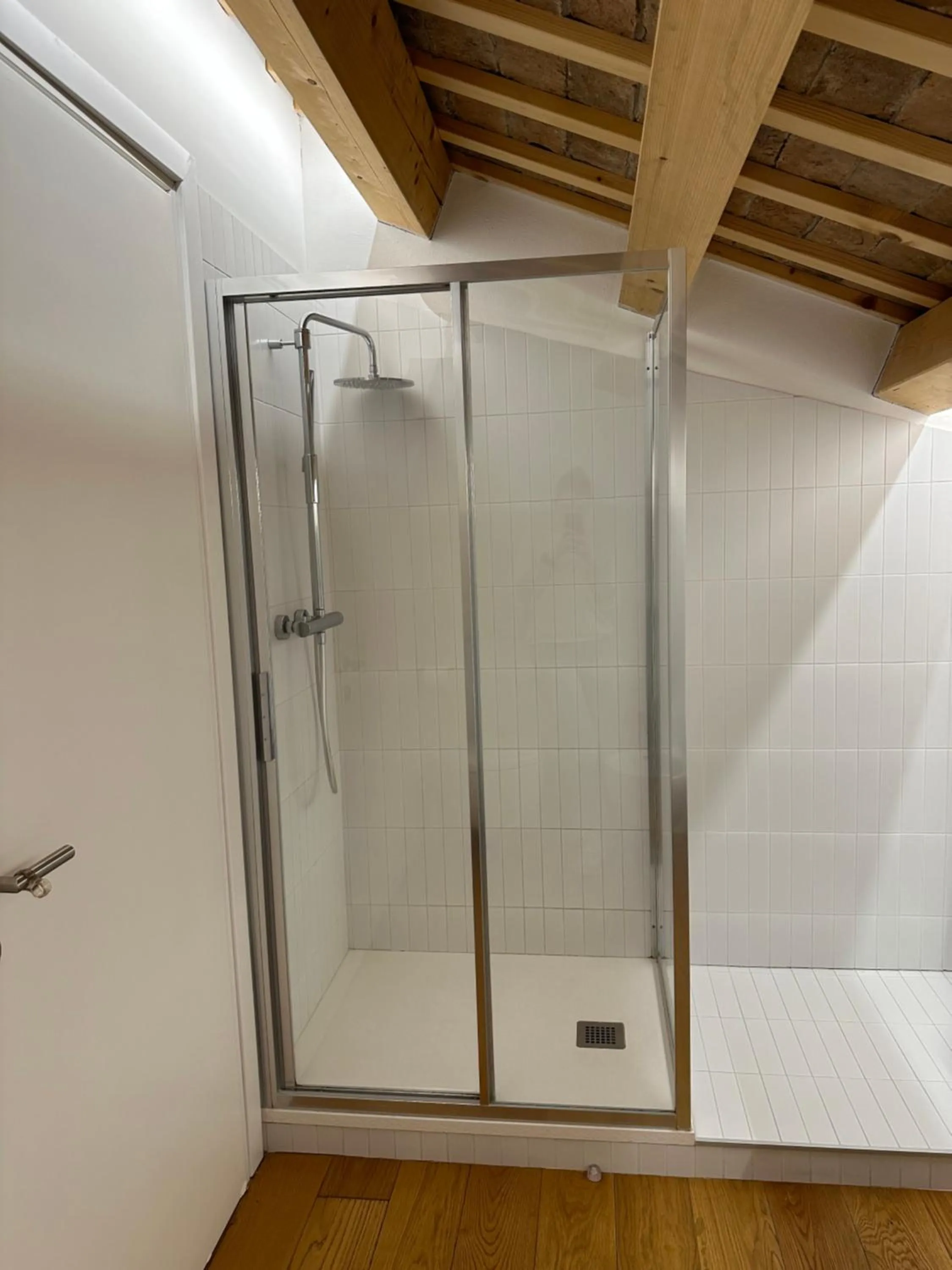 Shower in Locanda del Delta
