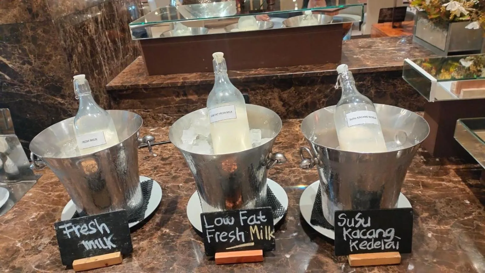 Restaurant/places to eat in Orchardz Hotel Industri Jakarta Kemayoran