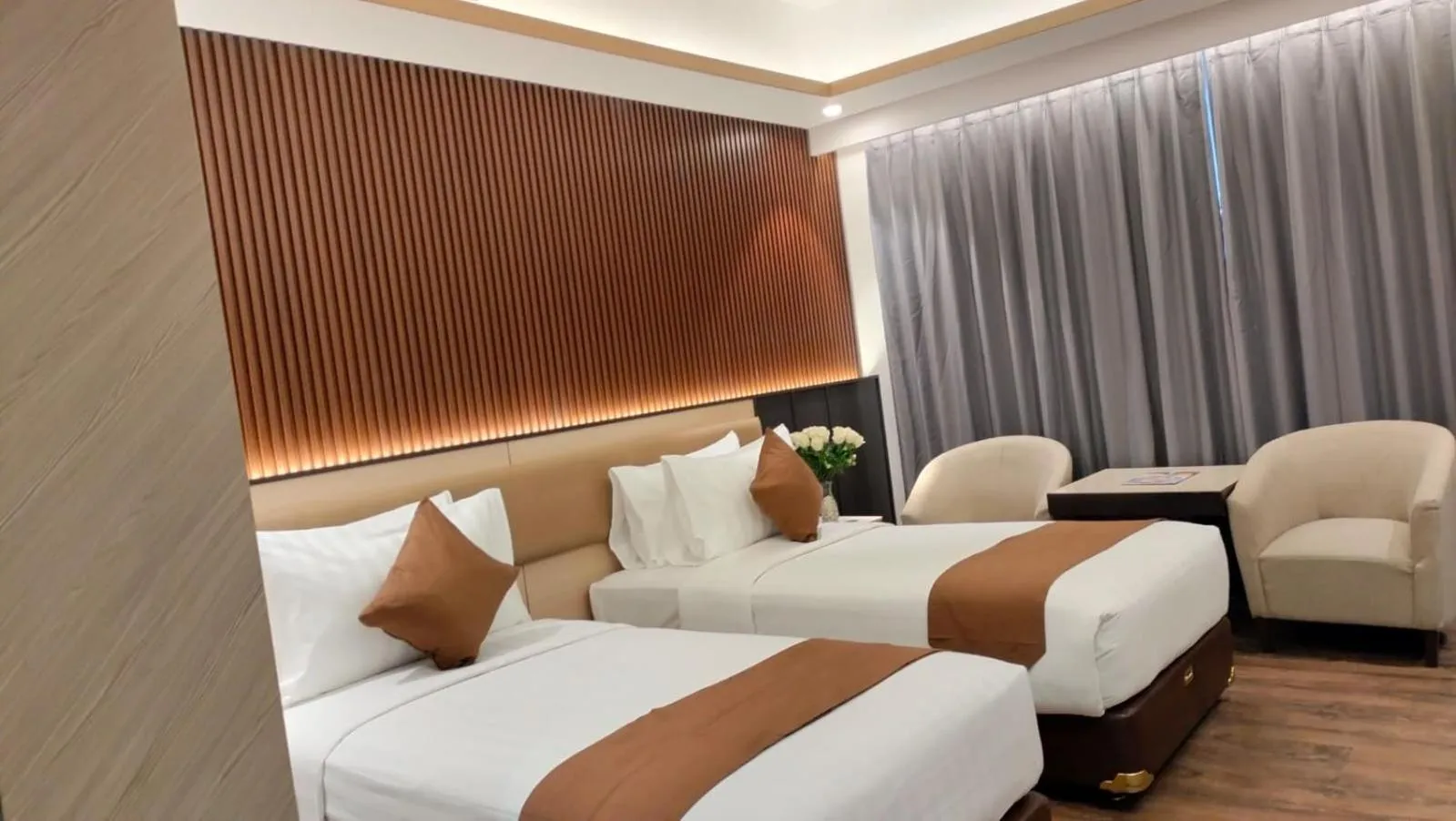 Bed in Orchardz Hotel Industri Jakarta Kemayoran