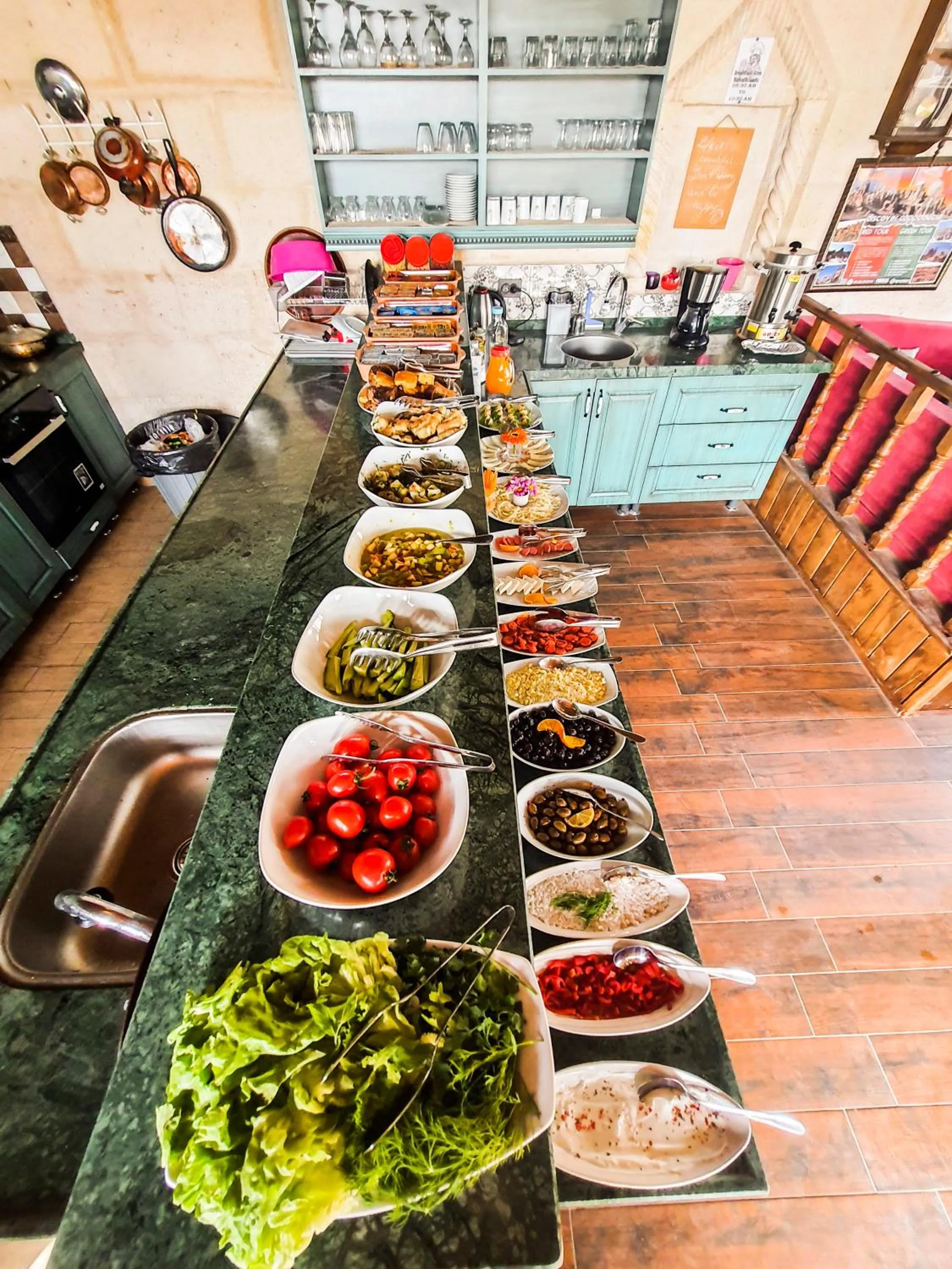 Food and drinks in Vintage Cave House Hotel