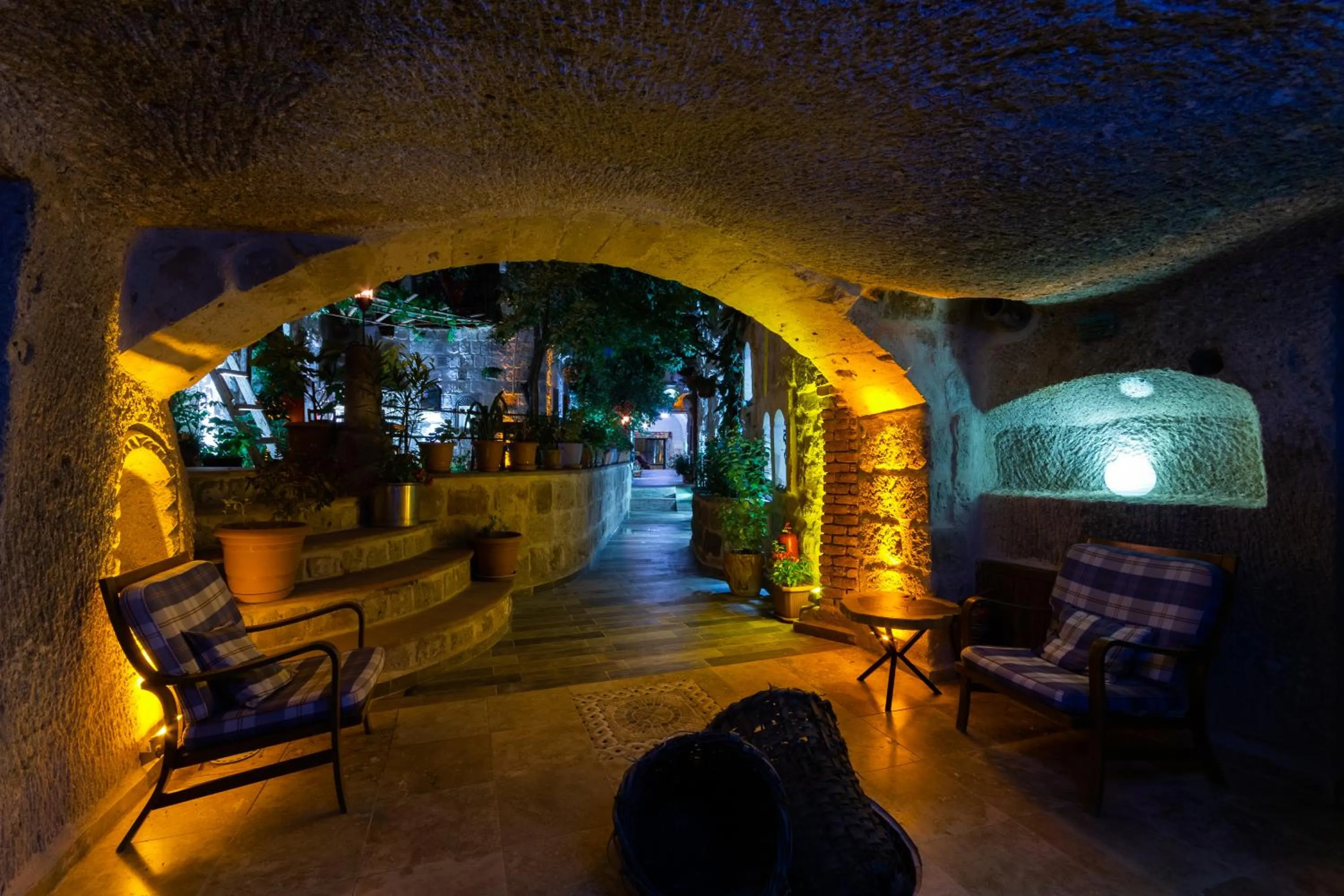 Patio in Vintage Cave House Hotel