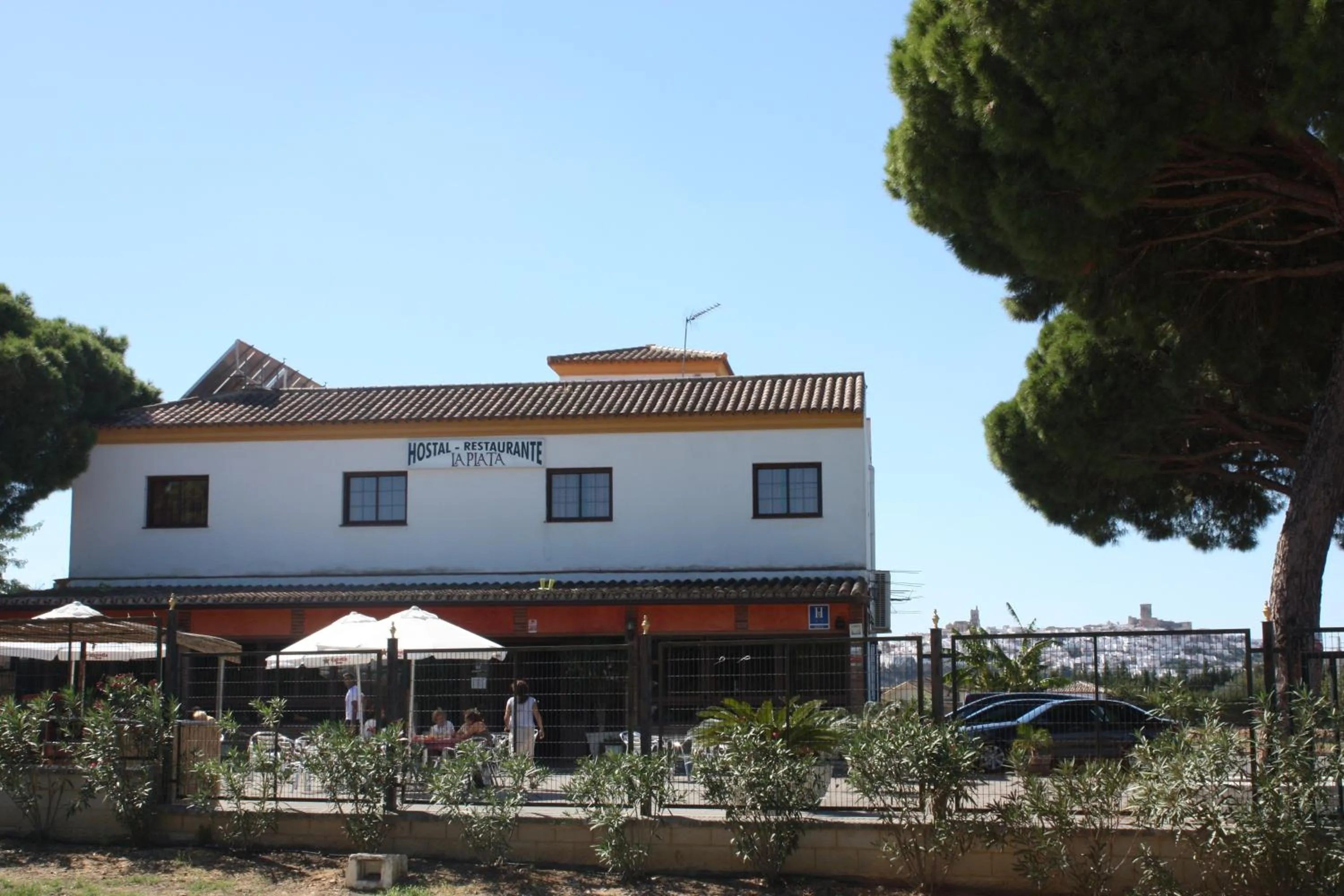 Facade/entrance in Hostal Rural La Plata Parking Incluido