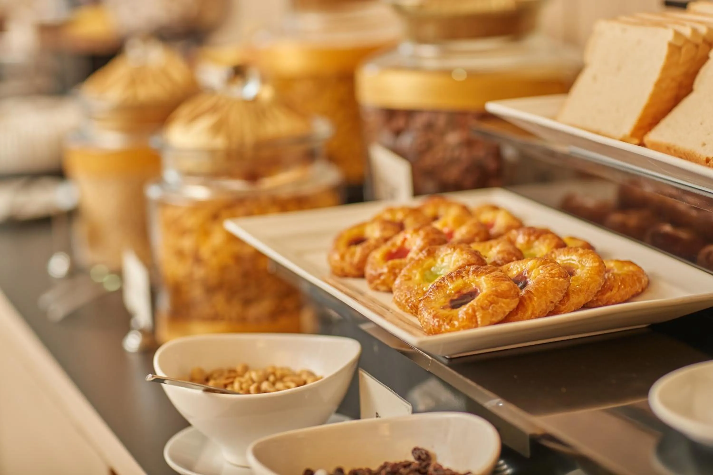 Breakfast in Pattaya Sea View Hotel - SHA Extra Plus