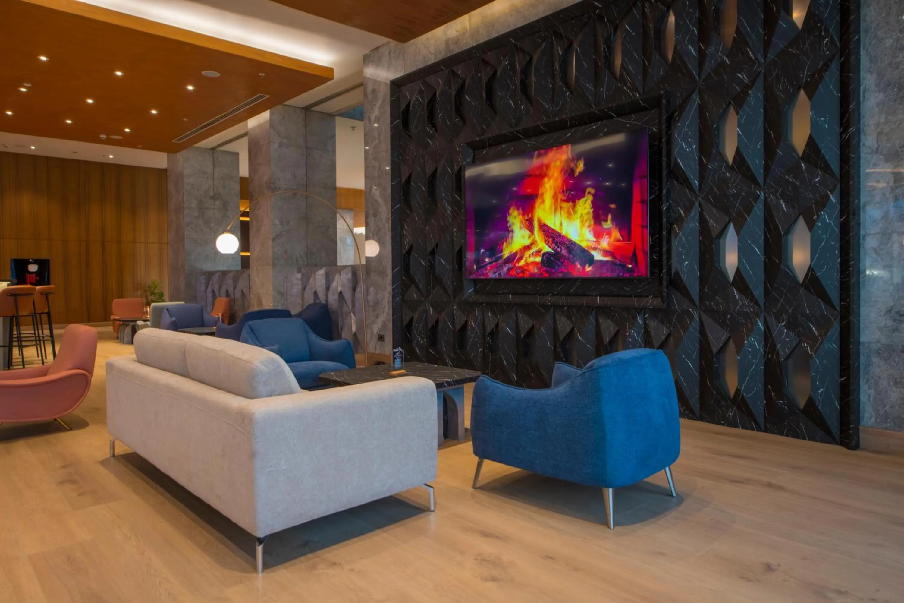 Living room in Crowne Plaza Kayseri by IHG