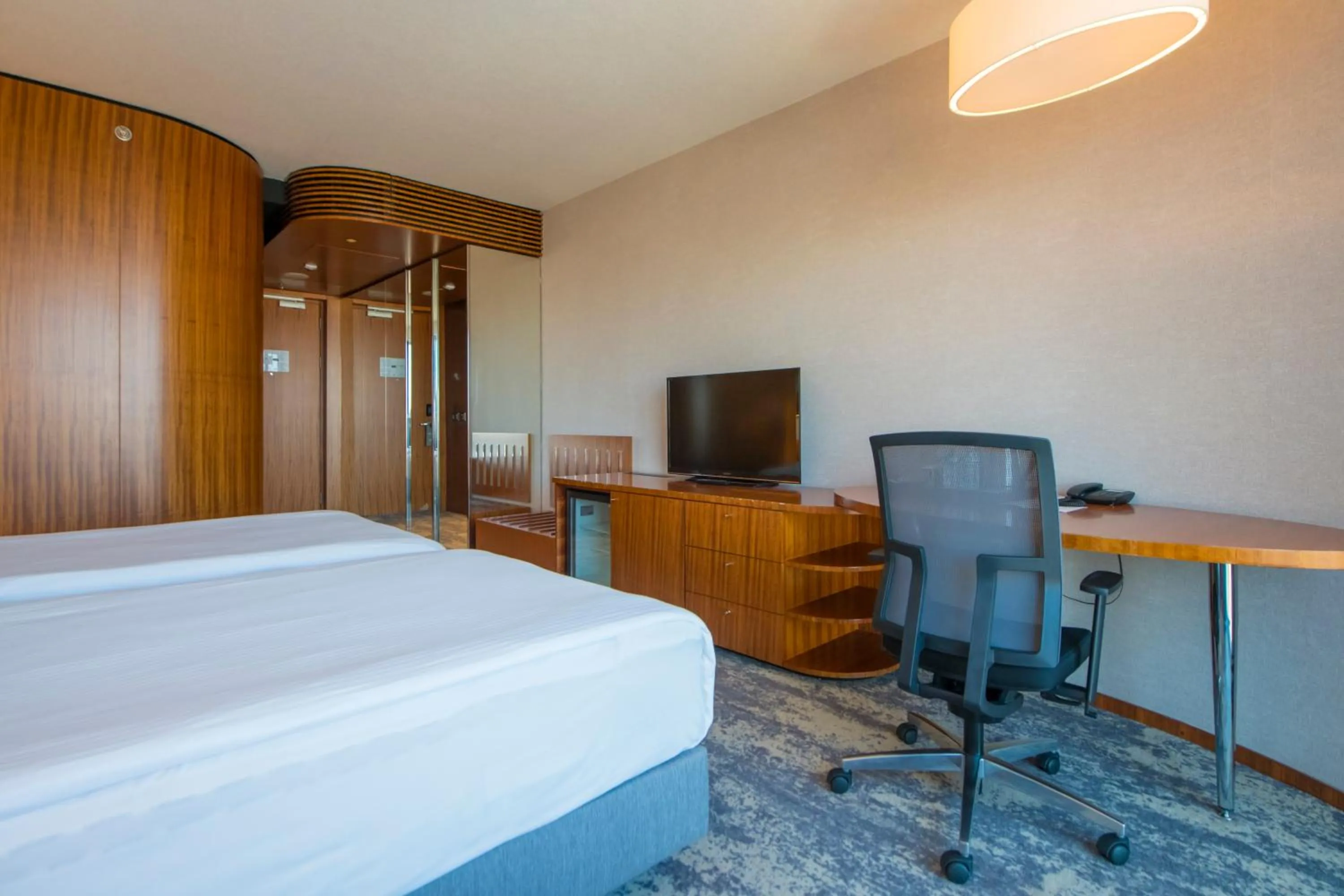 Photo of the whole room in Crowne Plaza Kayseri by IHG