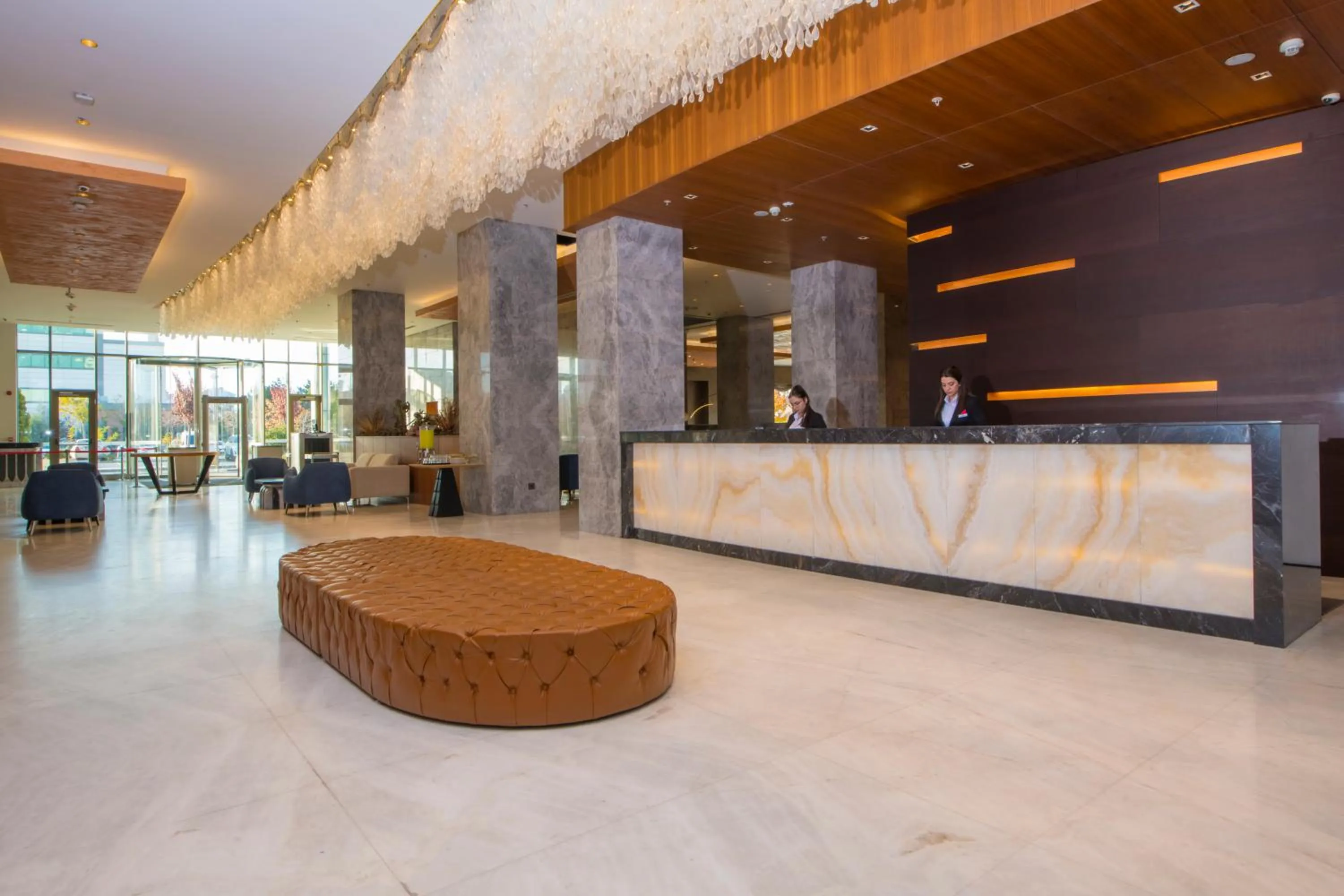 Lobby or reception in Crowne Plaza Kayseri by IHG