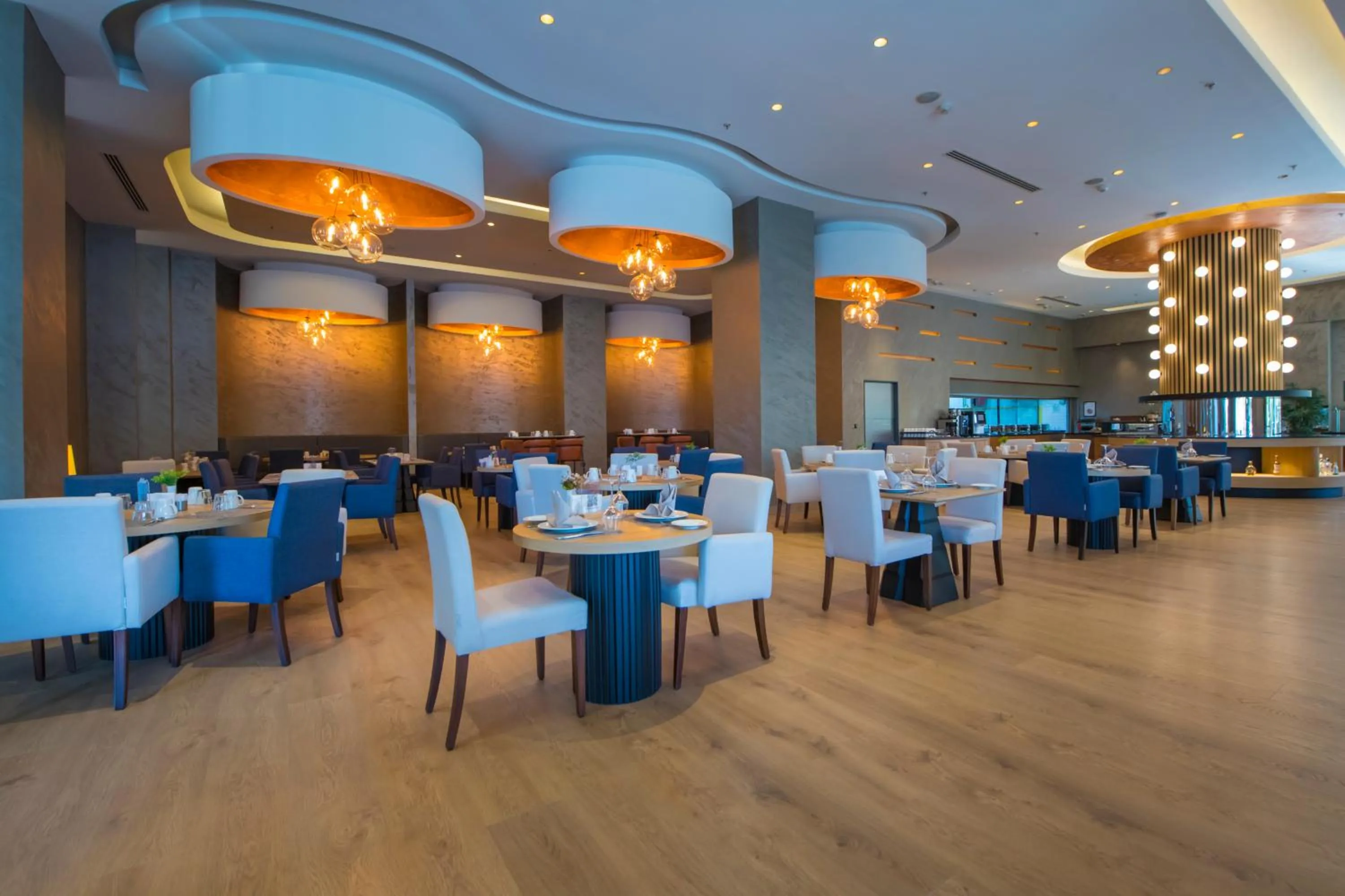 Restaurant/places to eat in Crowne Plaza Kayseri by IHG