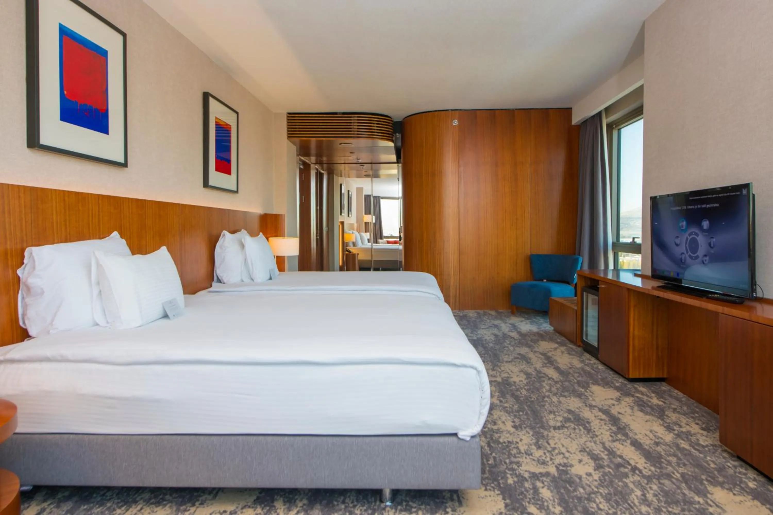 Photo of the whole room in Crowne Plaza Kayseri by IHG