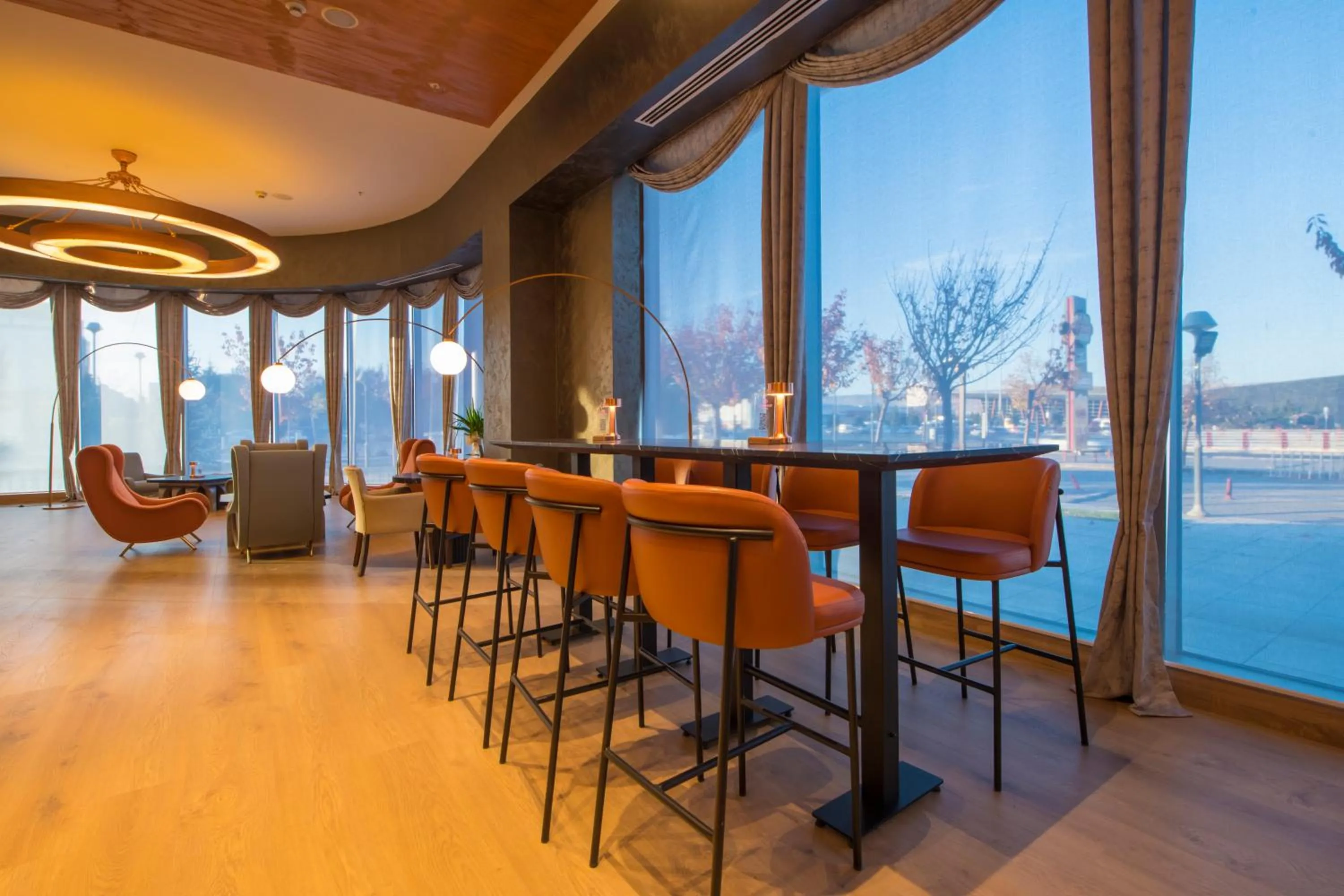 Seating area in Crowne Plaza Kayseri by IHG