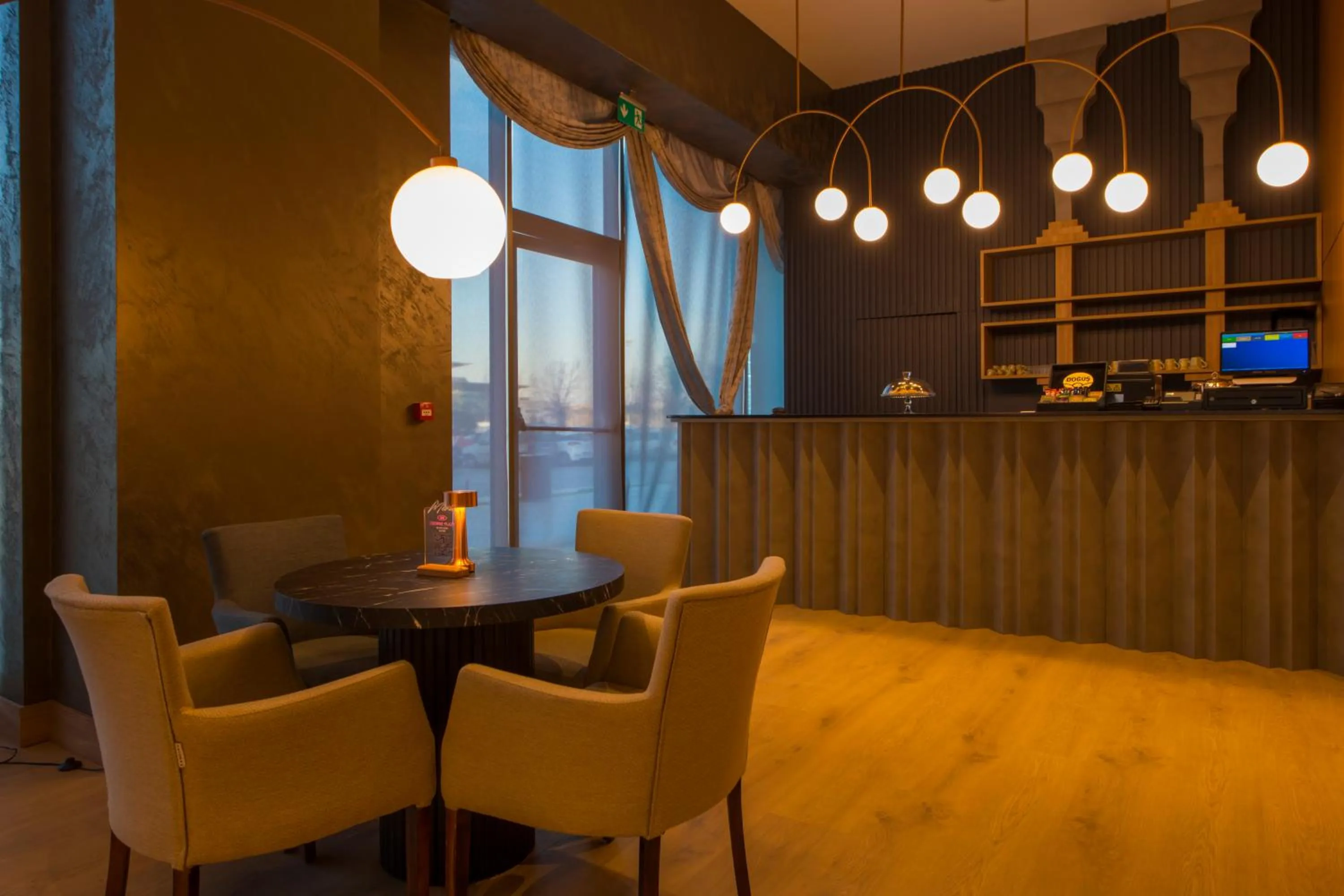 Seating area in Crowne Plaza Kayseri by IHG