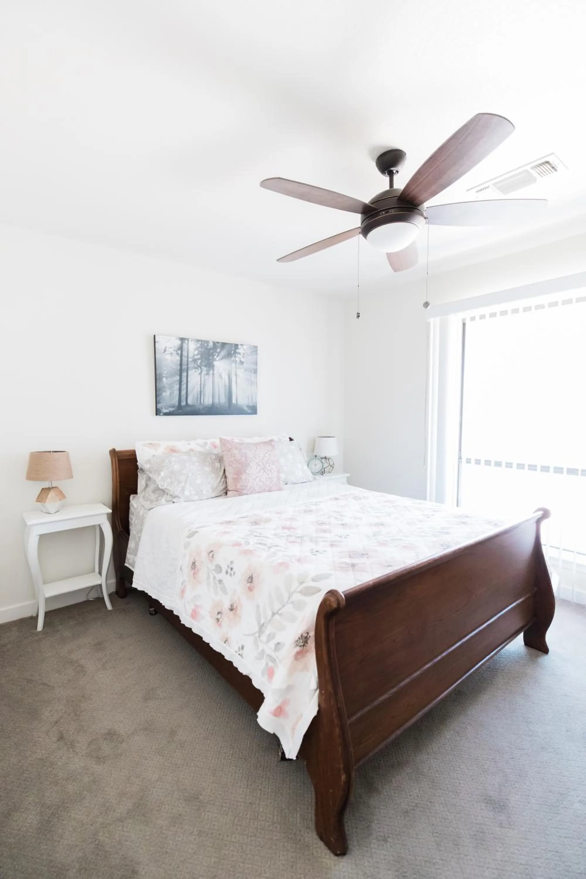 Bed in Moon Ranch - a gateway to Yosemite