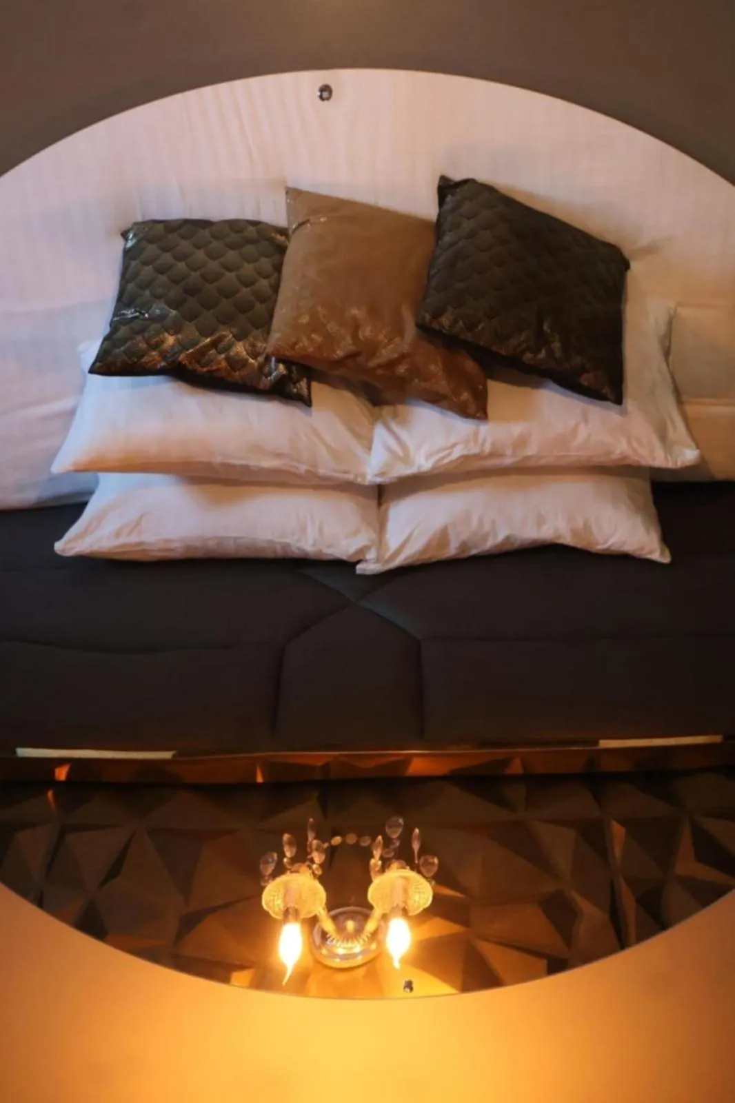 Bedroom, Bed in La Suite de l'Elixir