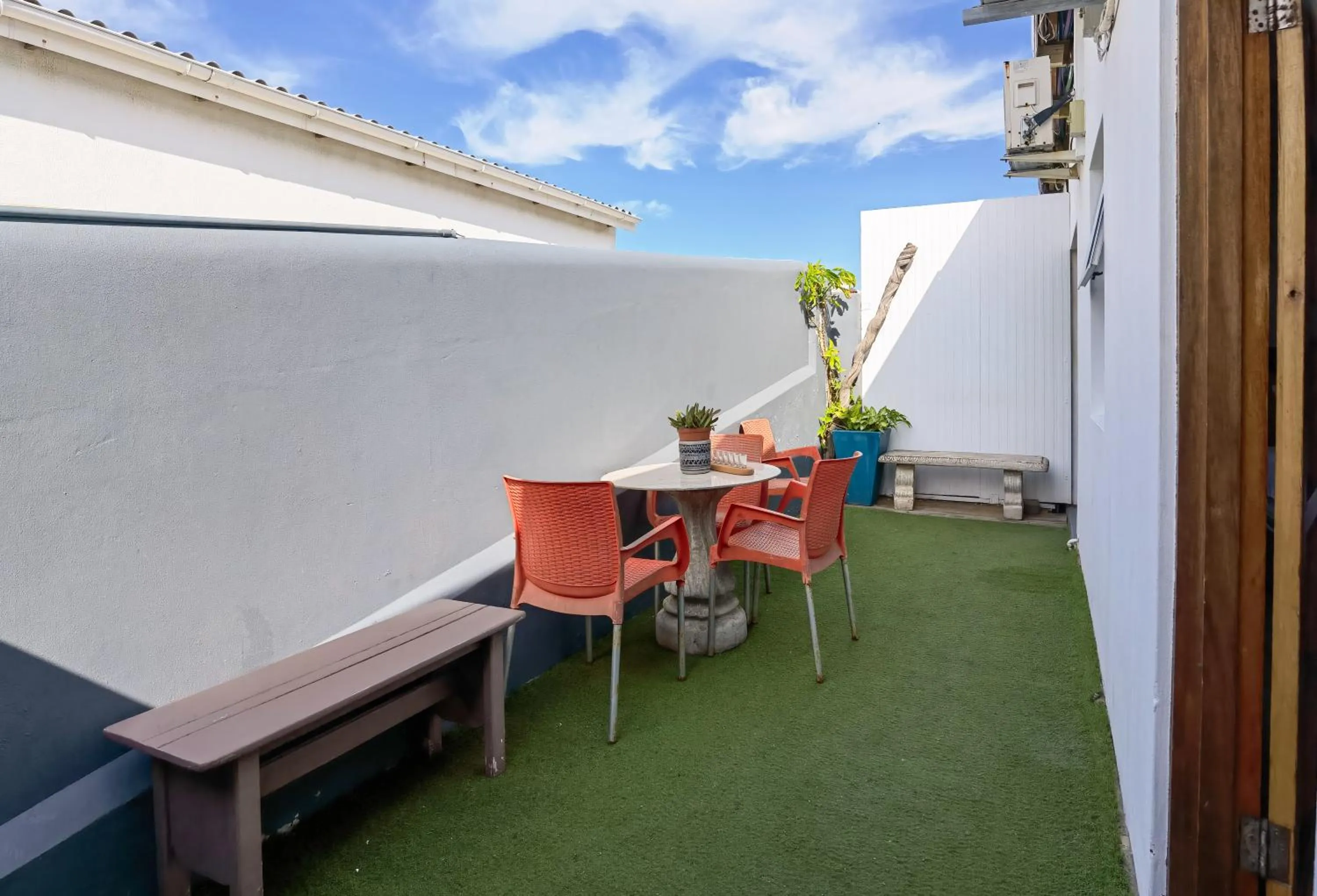 Seating area in Ballito Backpackers